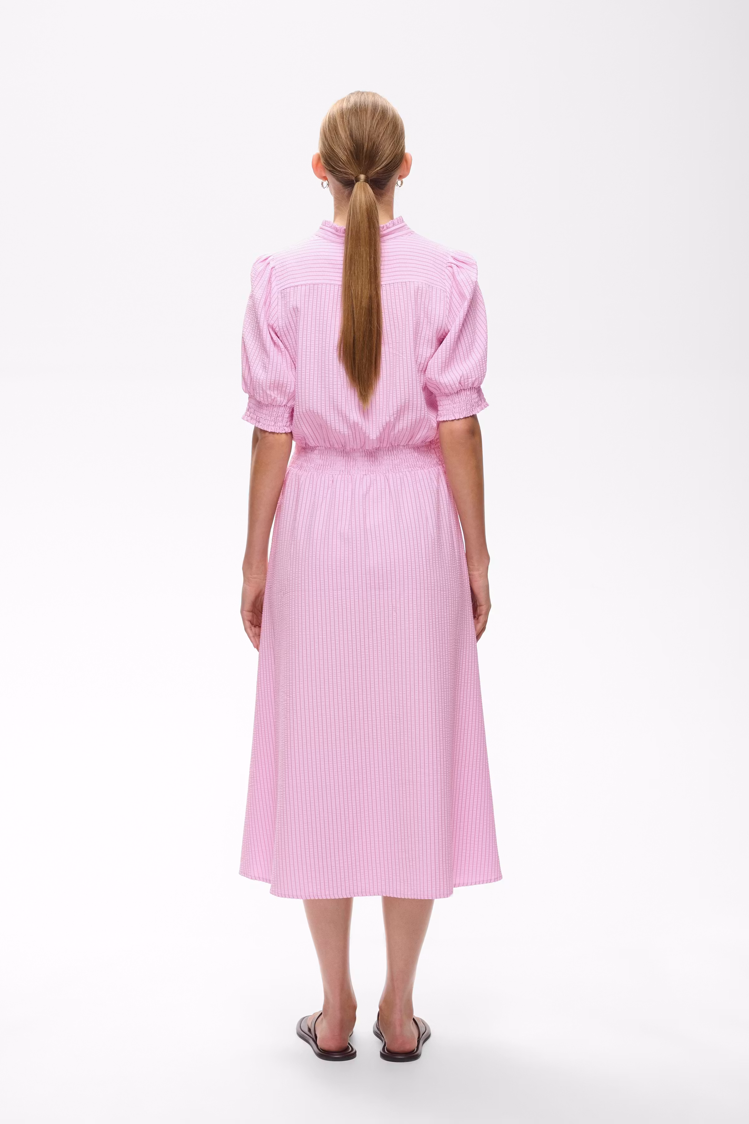 BellaIW Kjole LOOKBOOK BACK 30111221-305162