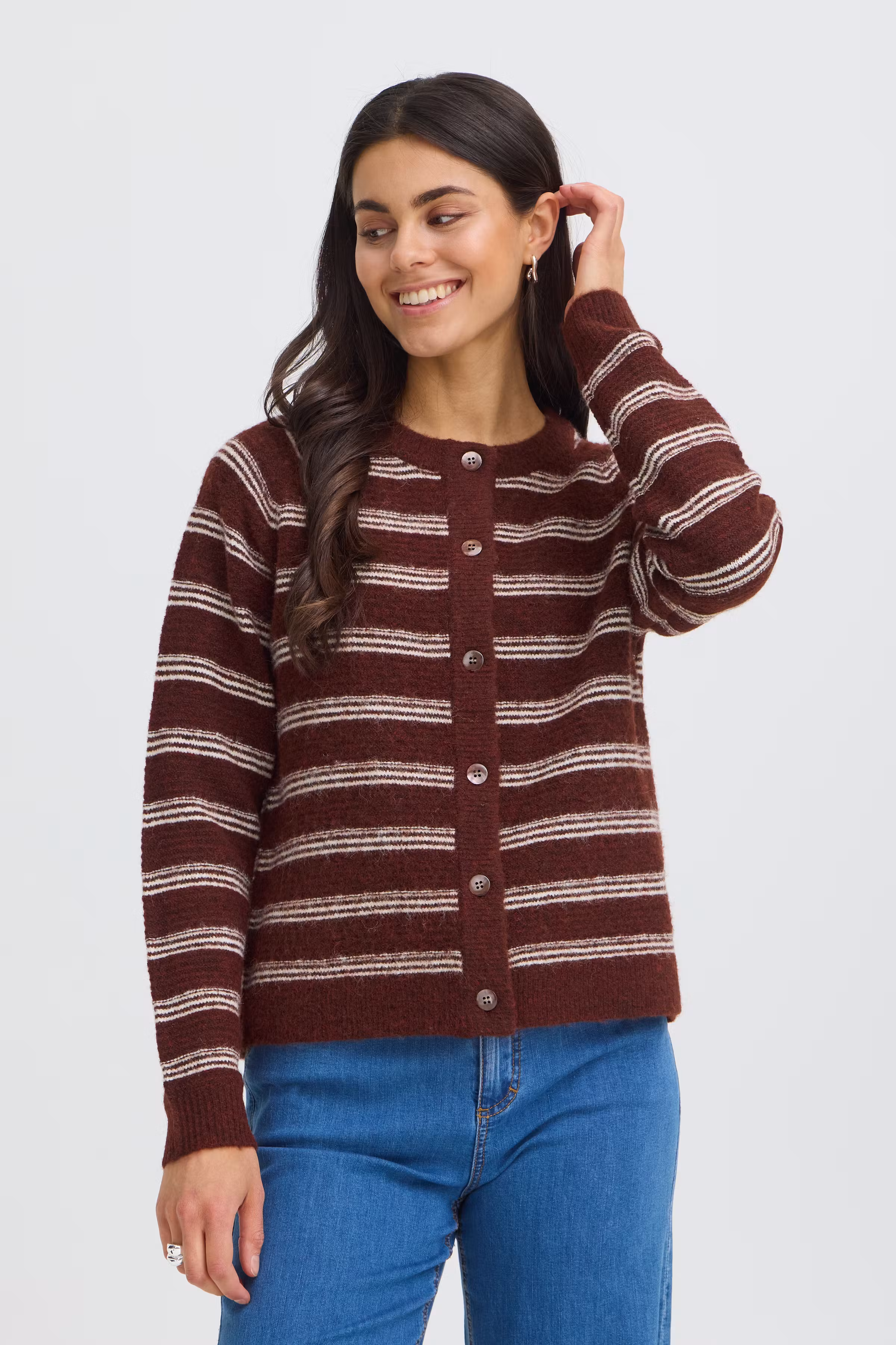 FRKENDRA Cardigan LOOKBOOK FRONT 20618103-900013480