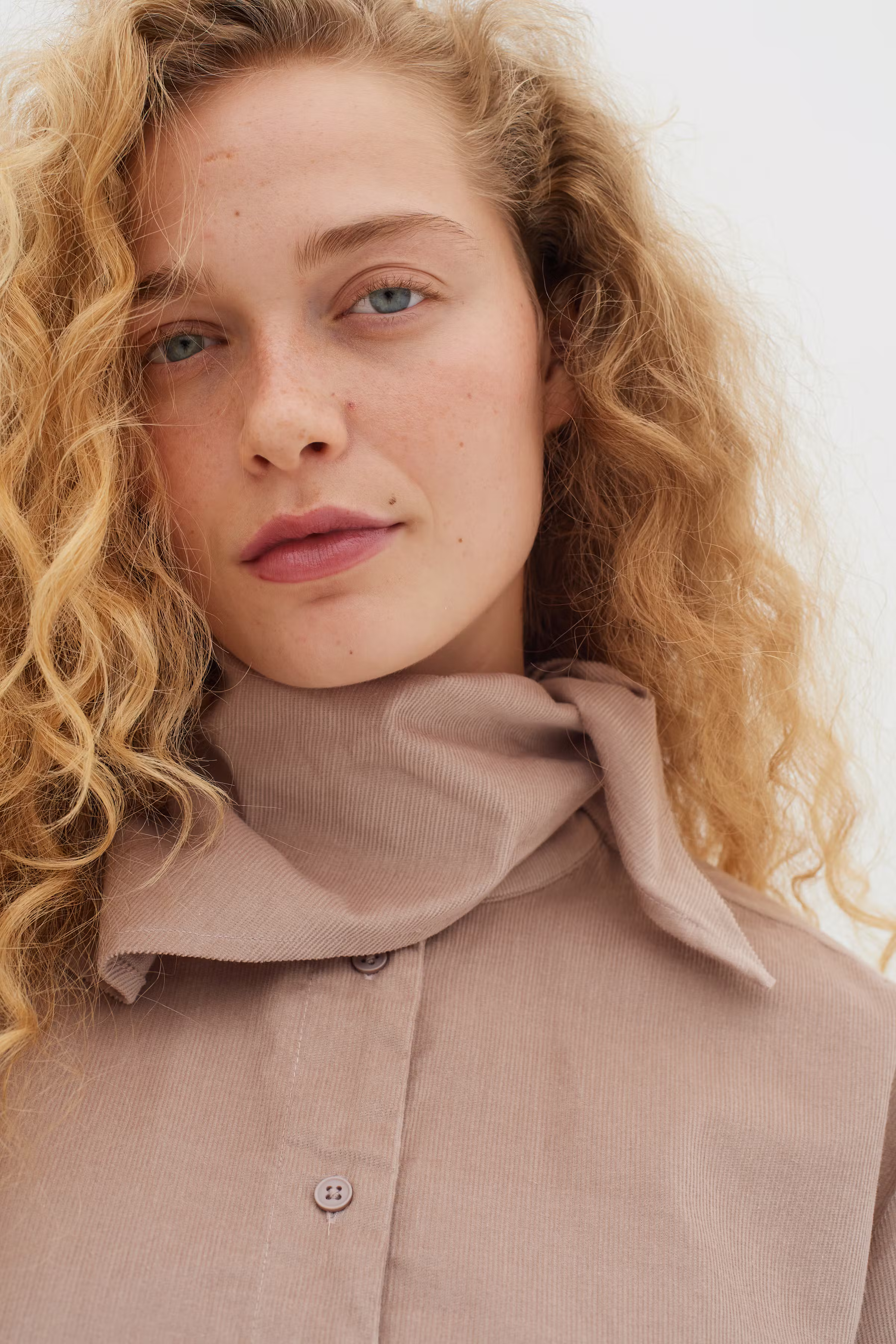 CarmenIW Fløjl Skjorte LOOKBOOK DETAIL 30108961-151506