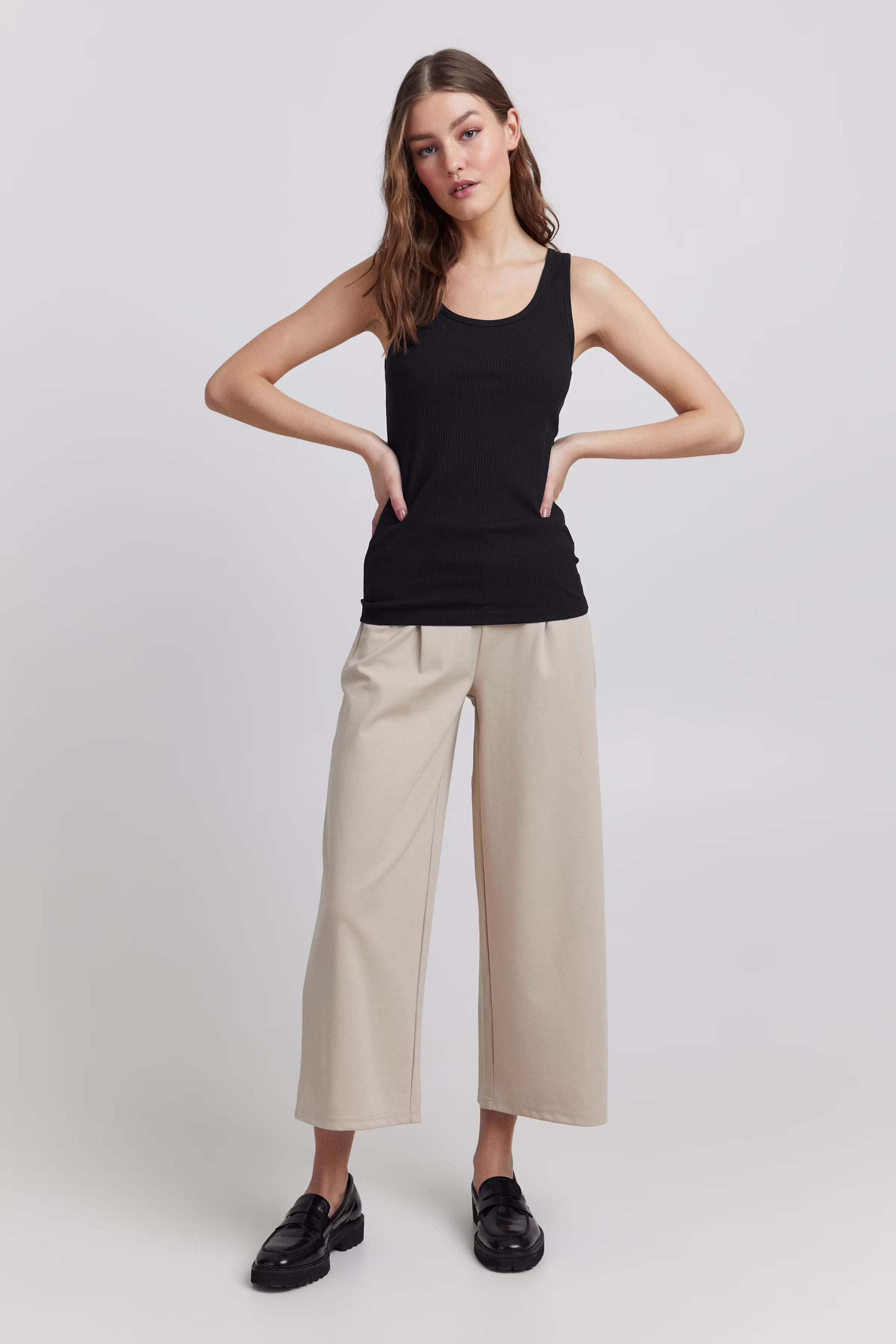 IHSUPER Top LOOKBOOK FRONT 20114882-194008