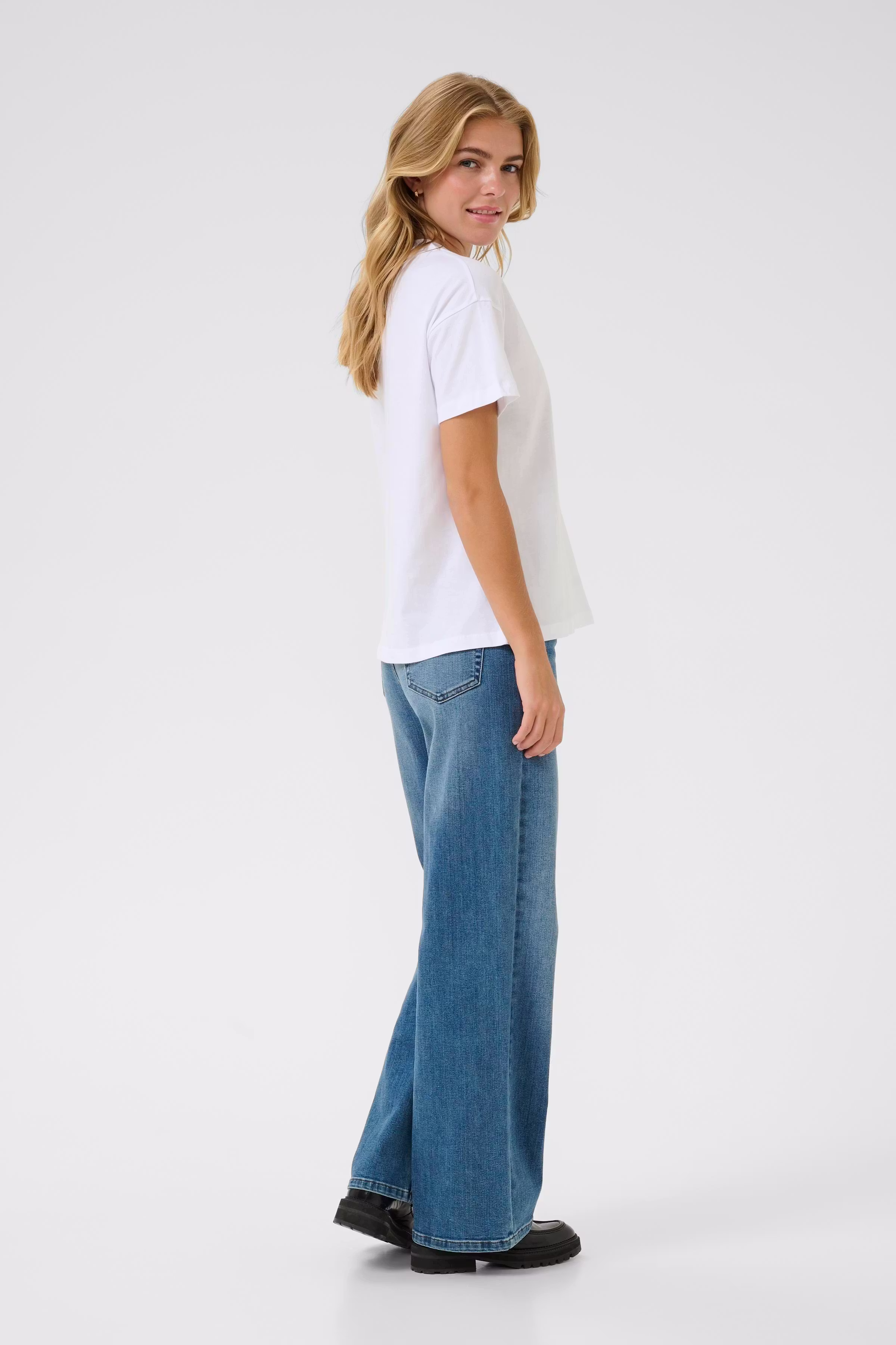 KAvivie T-shirt LOOKBOOK BACK 10510215-107790