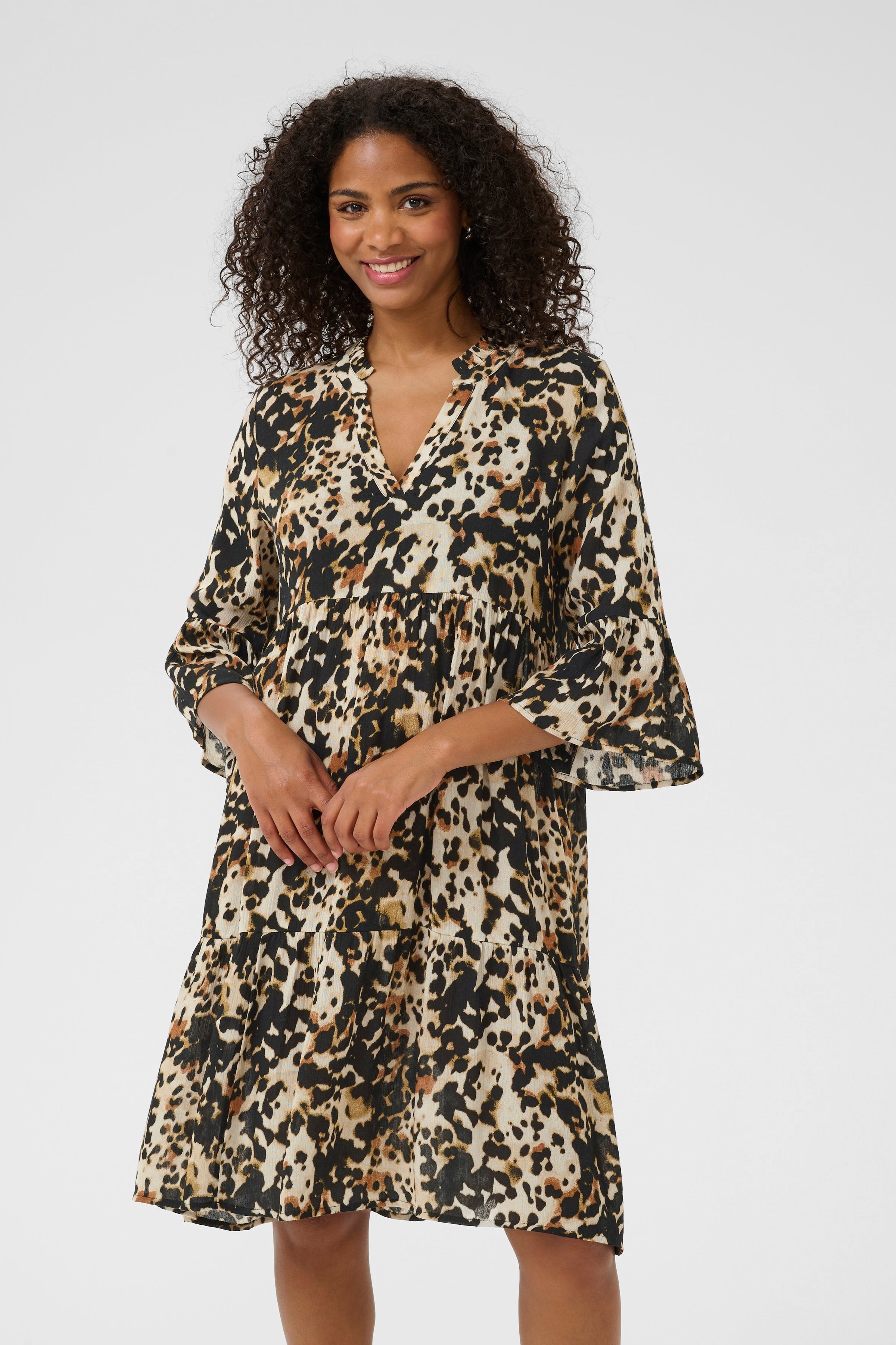 KAhera Dress LOOKBOOK FRONT 10508259-107550