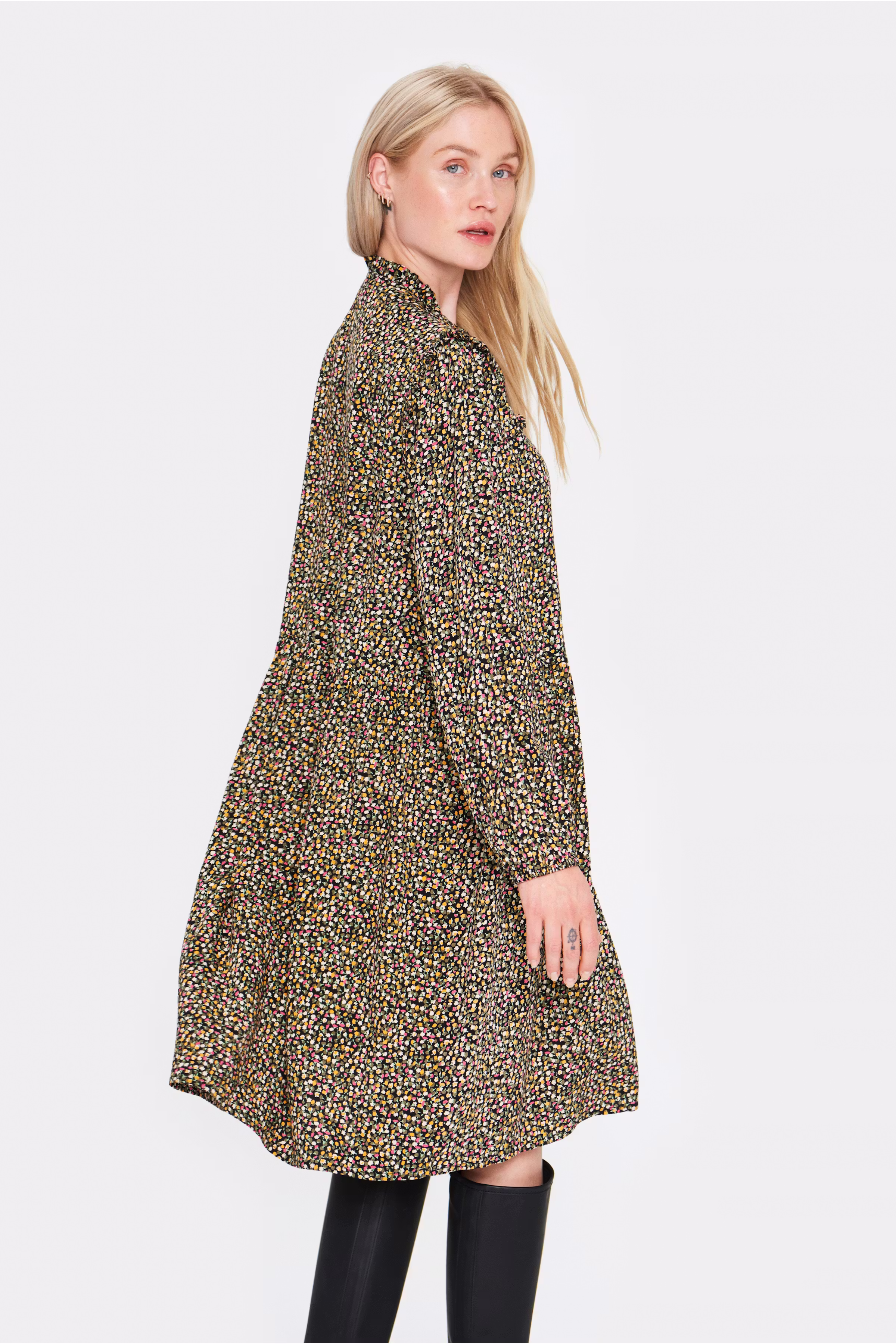 OfiaSZ Klänning LOOKBOOK BACK 30512594-302042