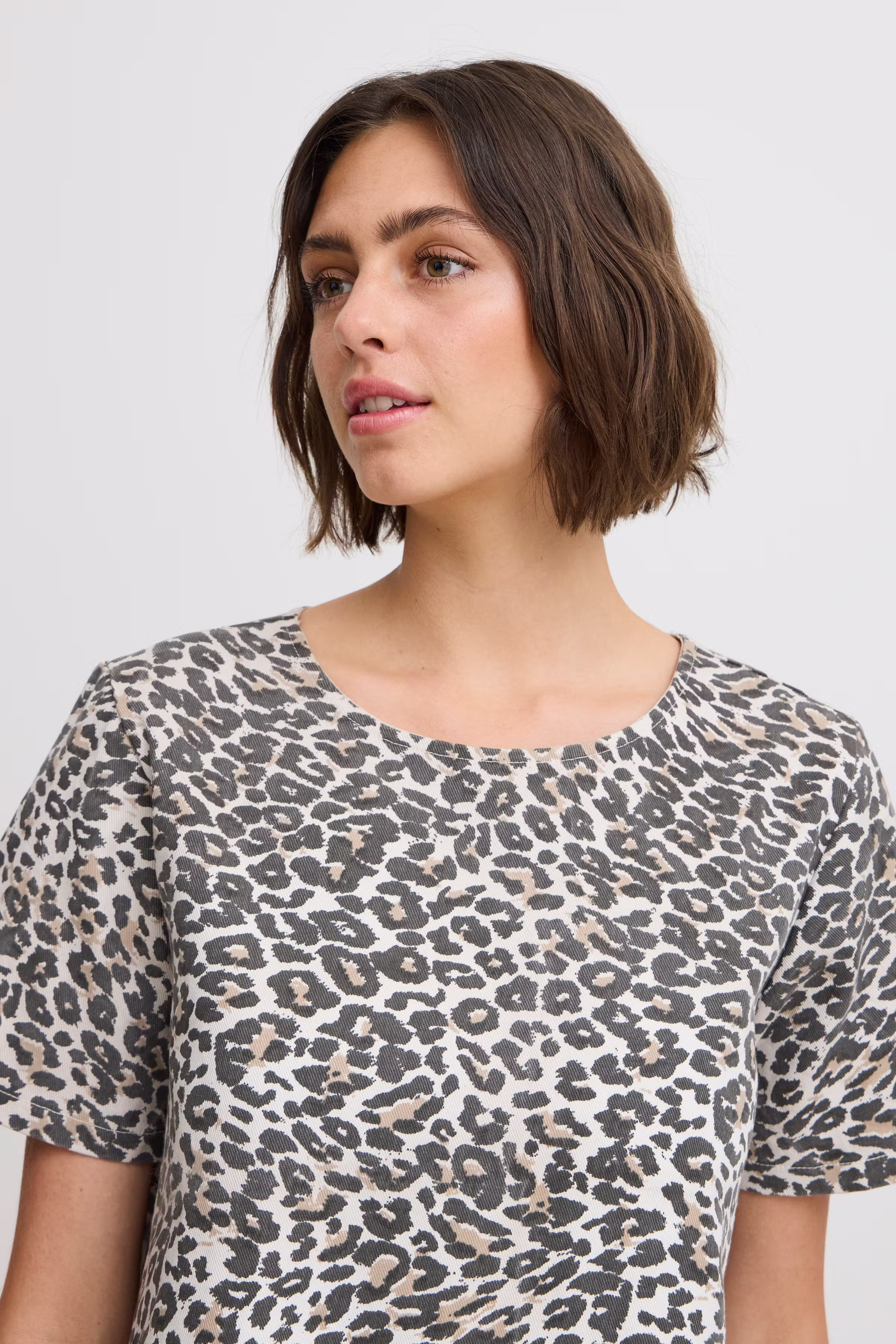 Kjole LOOKBOOK DETAIL 20123280-202381