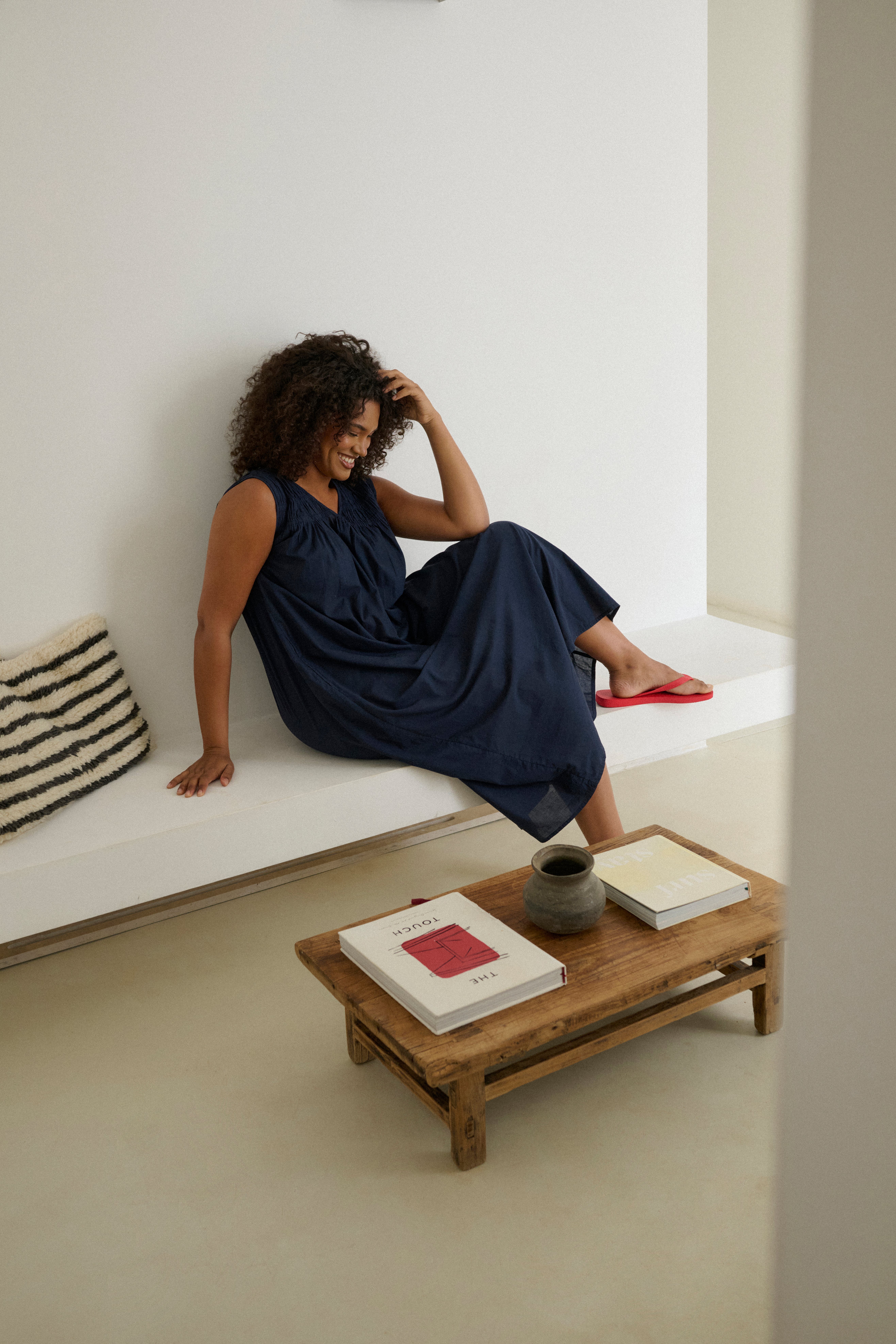 KCthia Kjole LOCATION NONE 10583237-194020