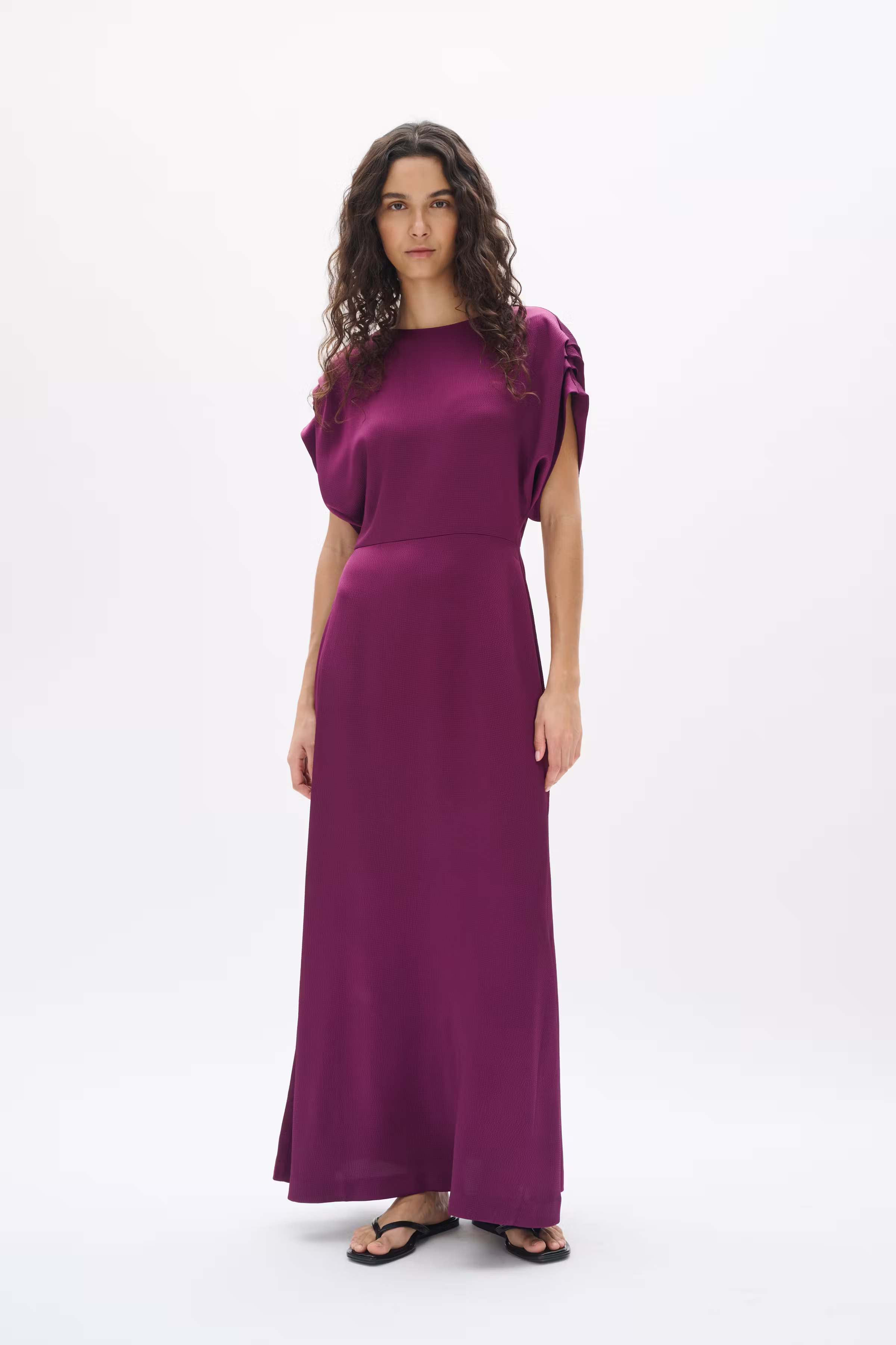 DakariIW Jurk LOOKBOOK FRONT 30110837-192429