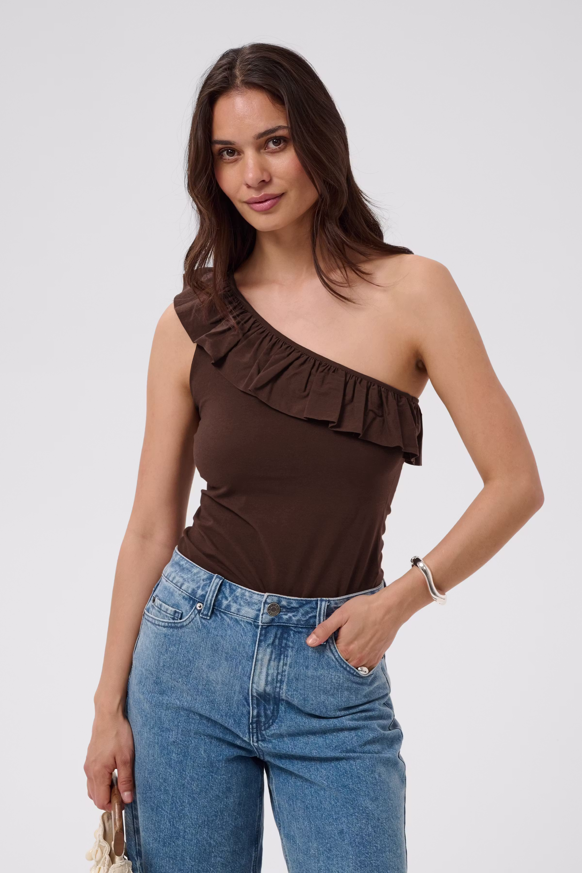 KAoleah Top LOOKBOOK FRONT 10512667-190915