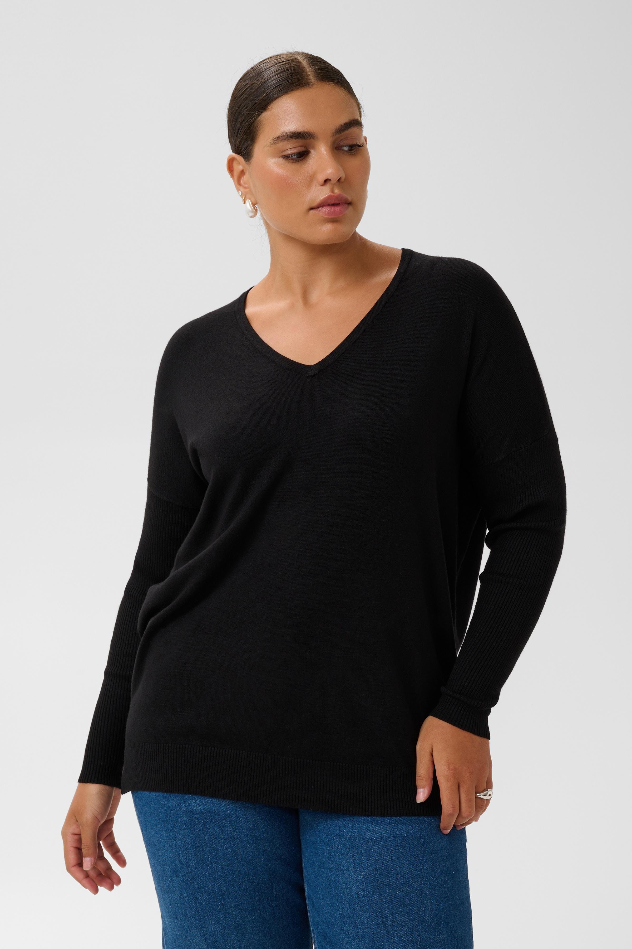 KCmachi Pullover LOOKBOOK FRONT 10580129-100761