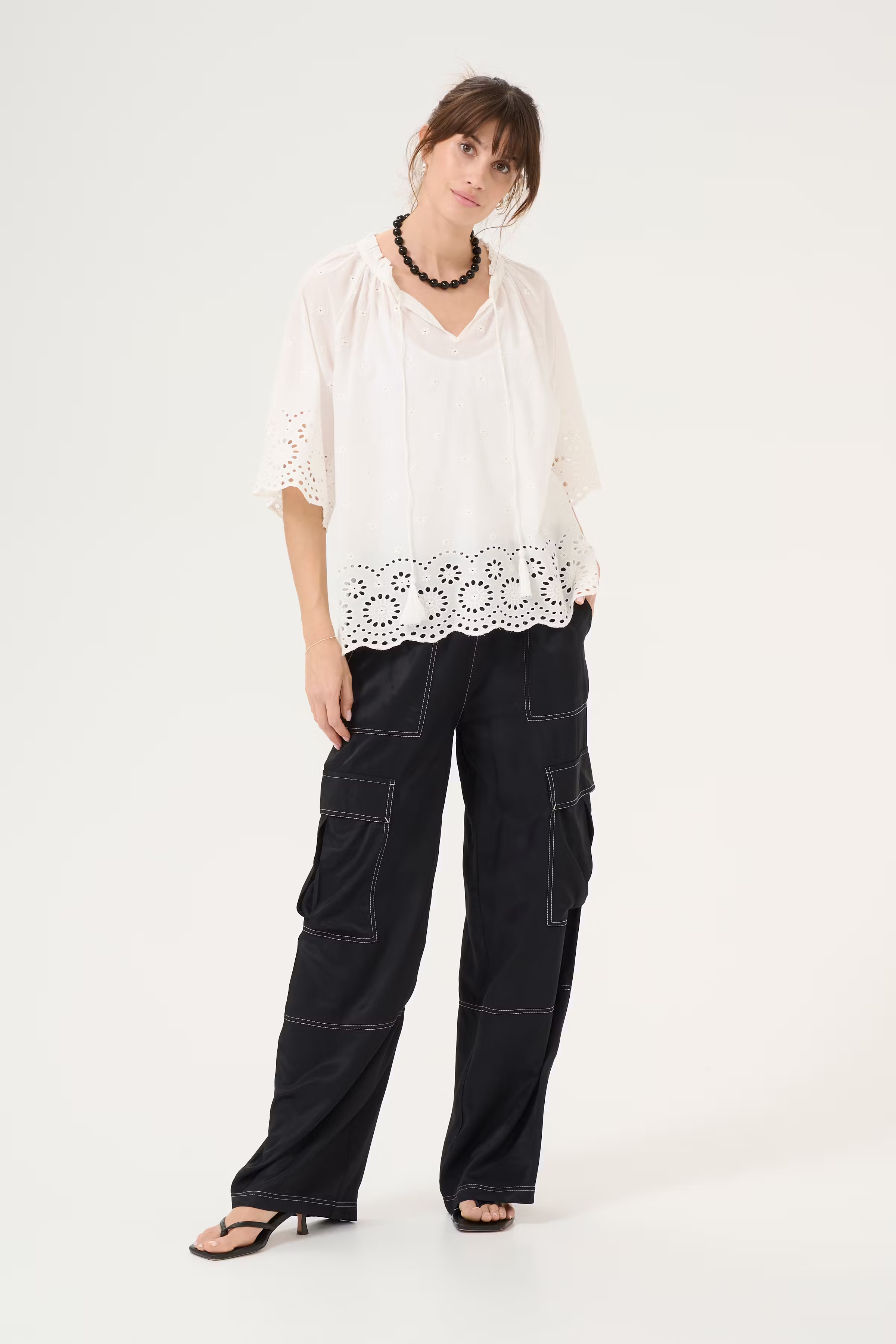 CUreya Bluse LOOKBOOK FRONT 50111668-500013
