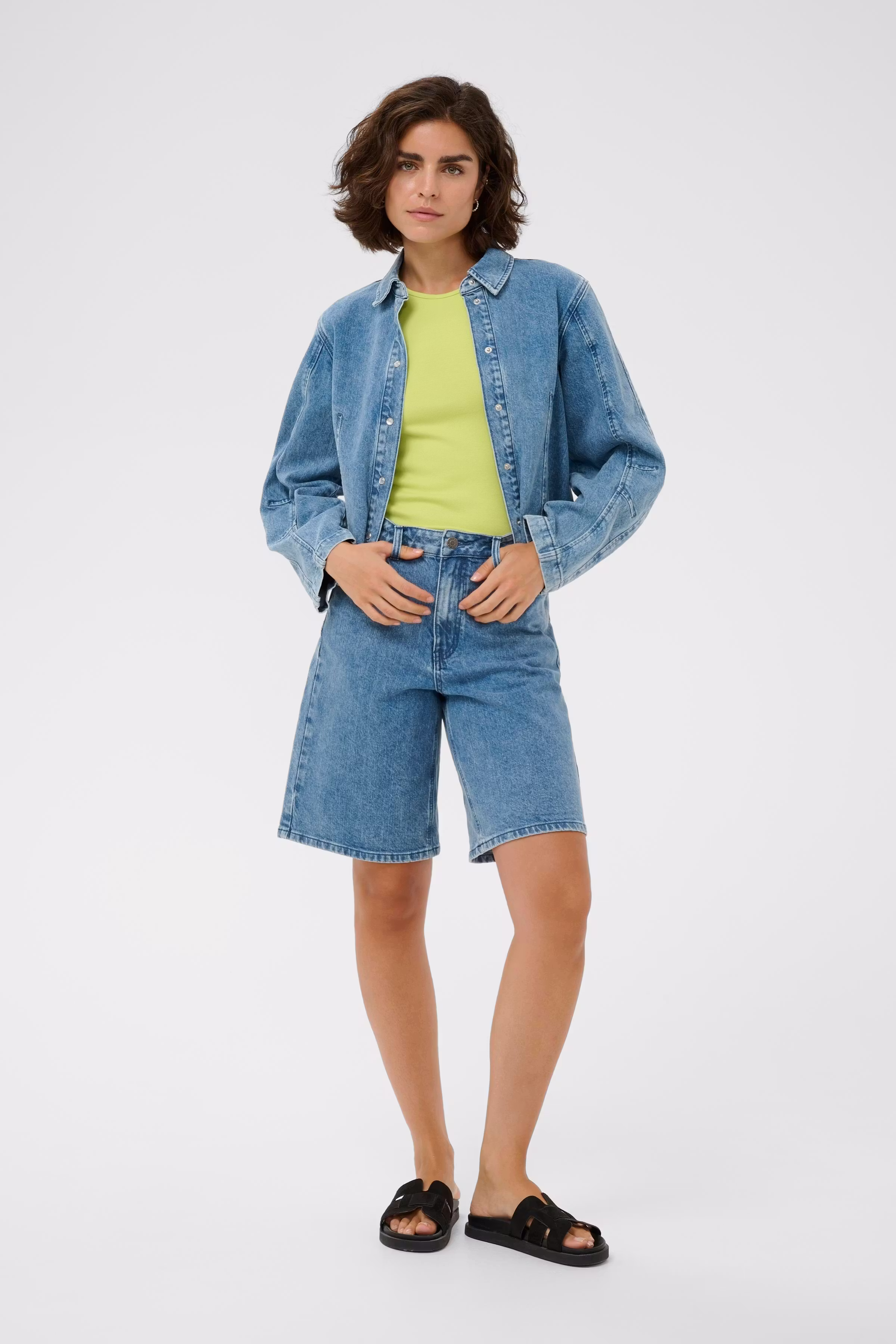 KAcarna T-shirt LOOKBOOK FRONT 10508766-130540