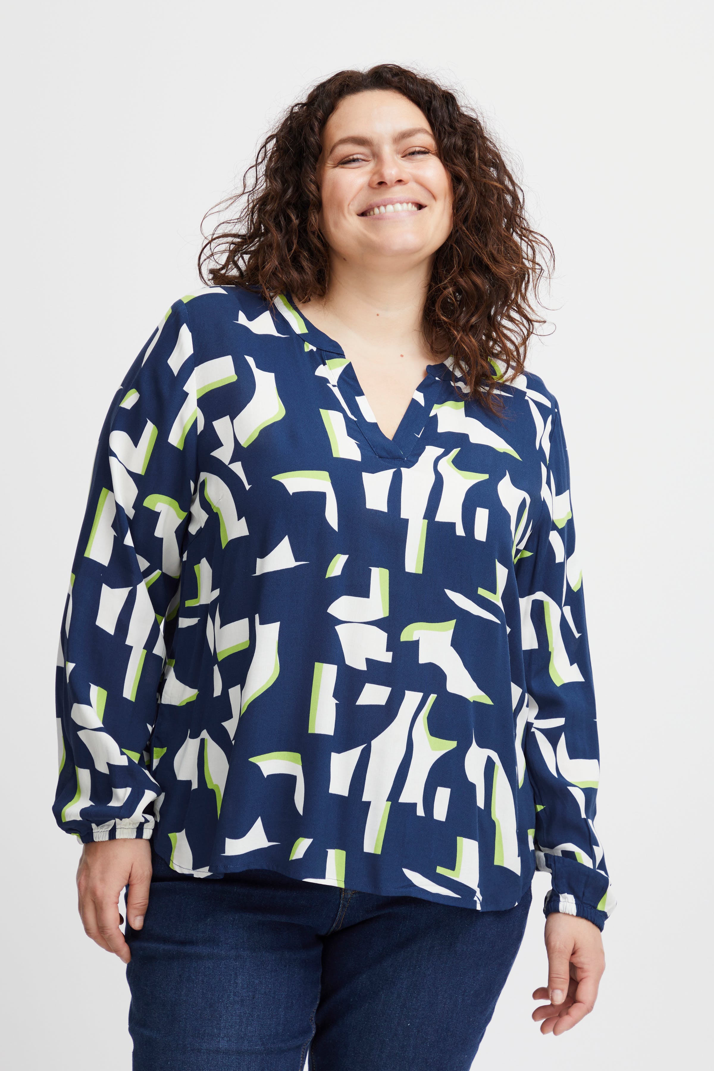 Kortærmet bluse LOOKBOOK FRONT 20612537-202637