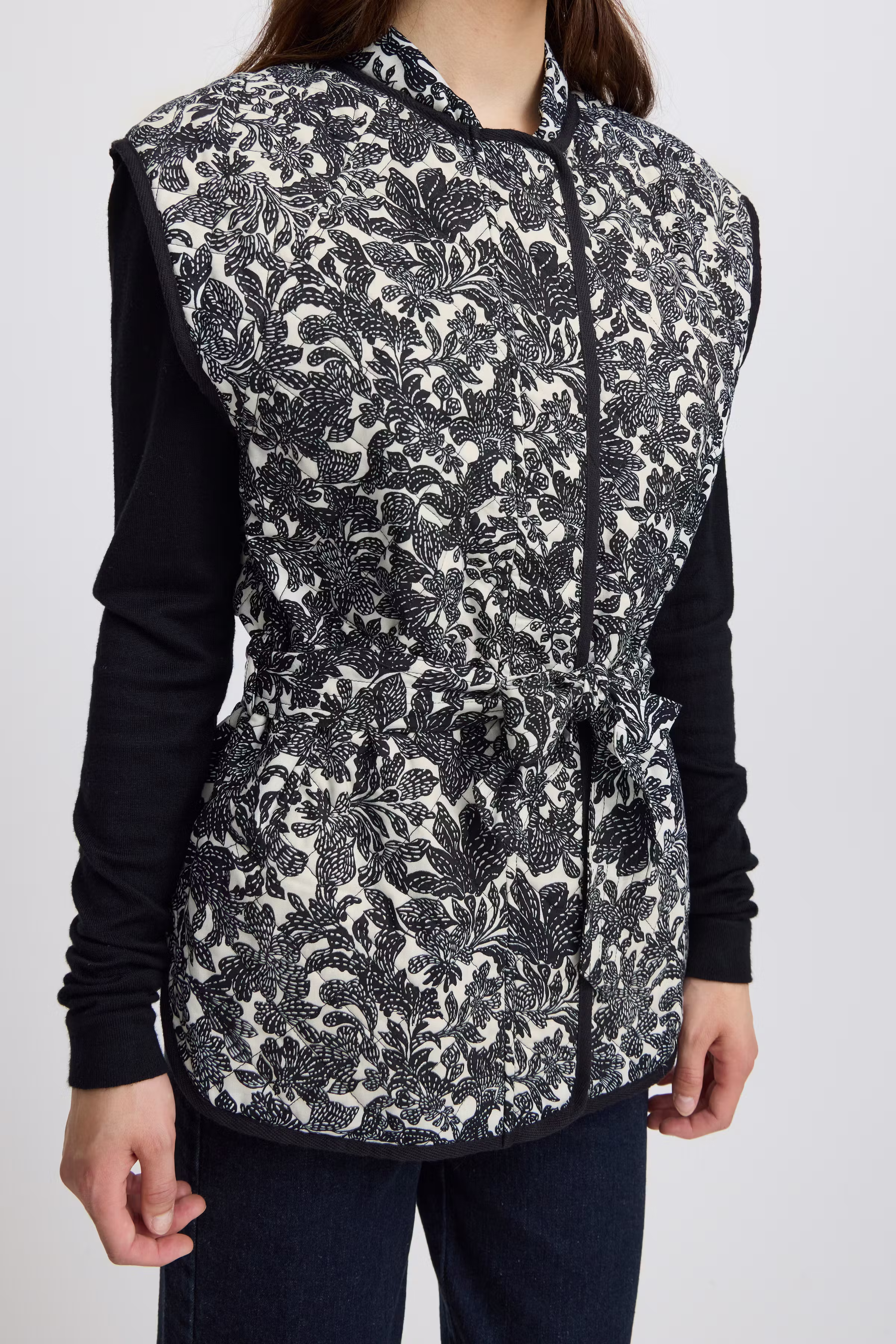 IRFLEUR Vest bovenkleding LOOKBOOK DETAIL 20121625-203456
