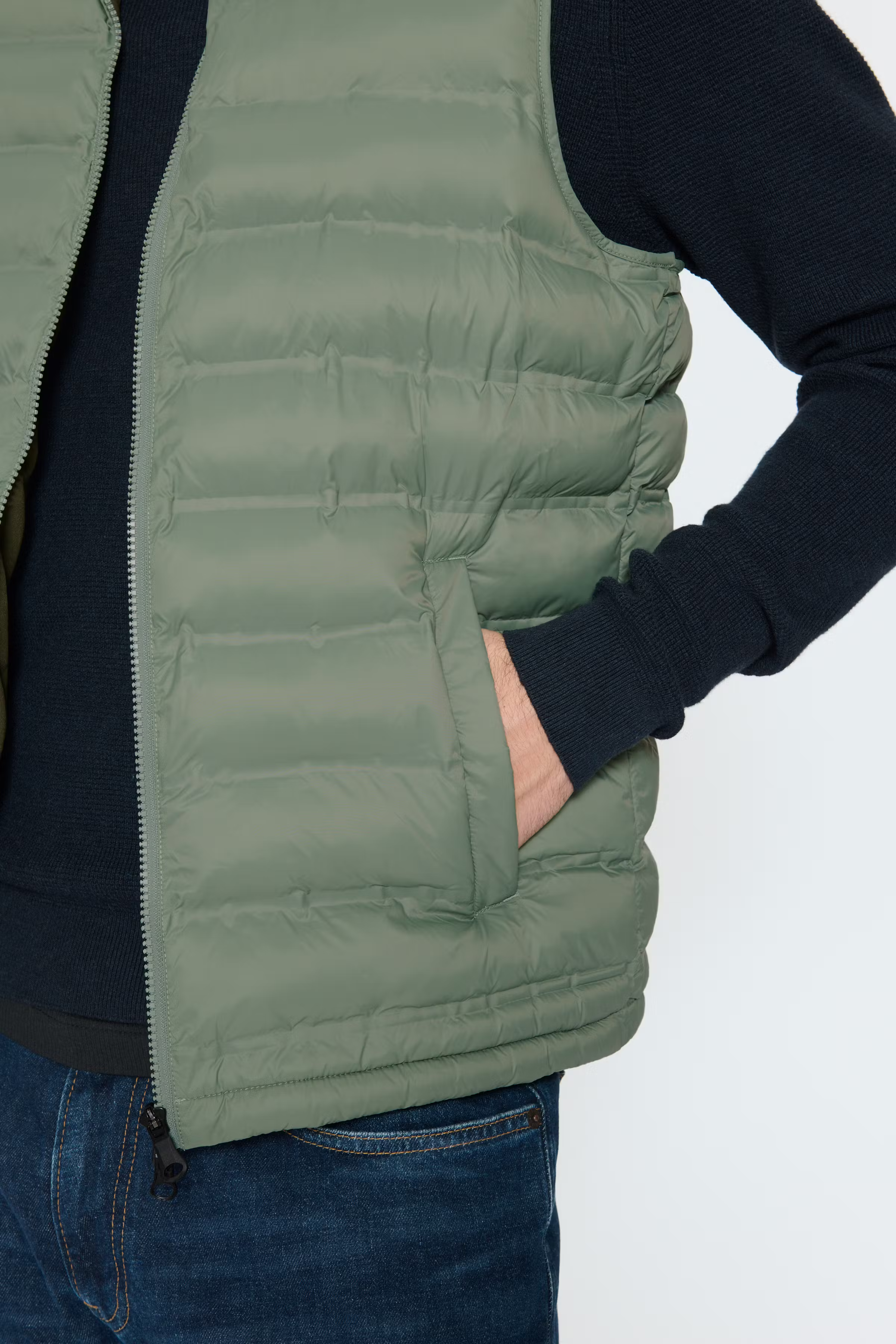 MAsalvatore vest LOOKBOOK DETAIL 30208154-176212