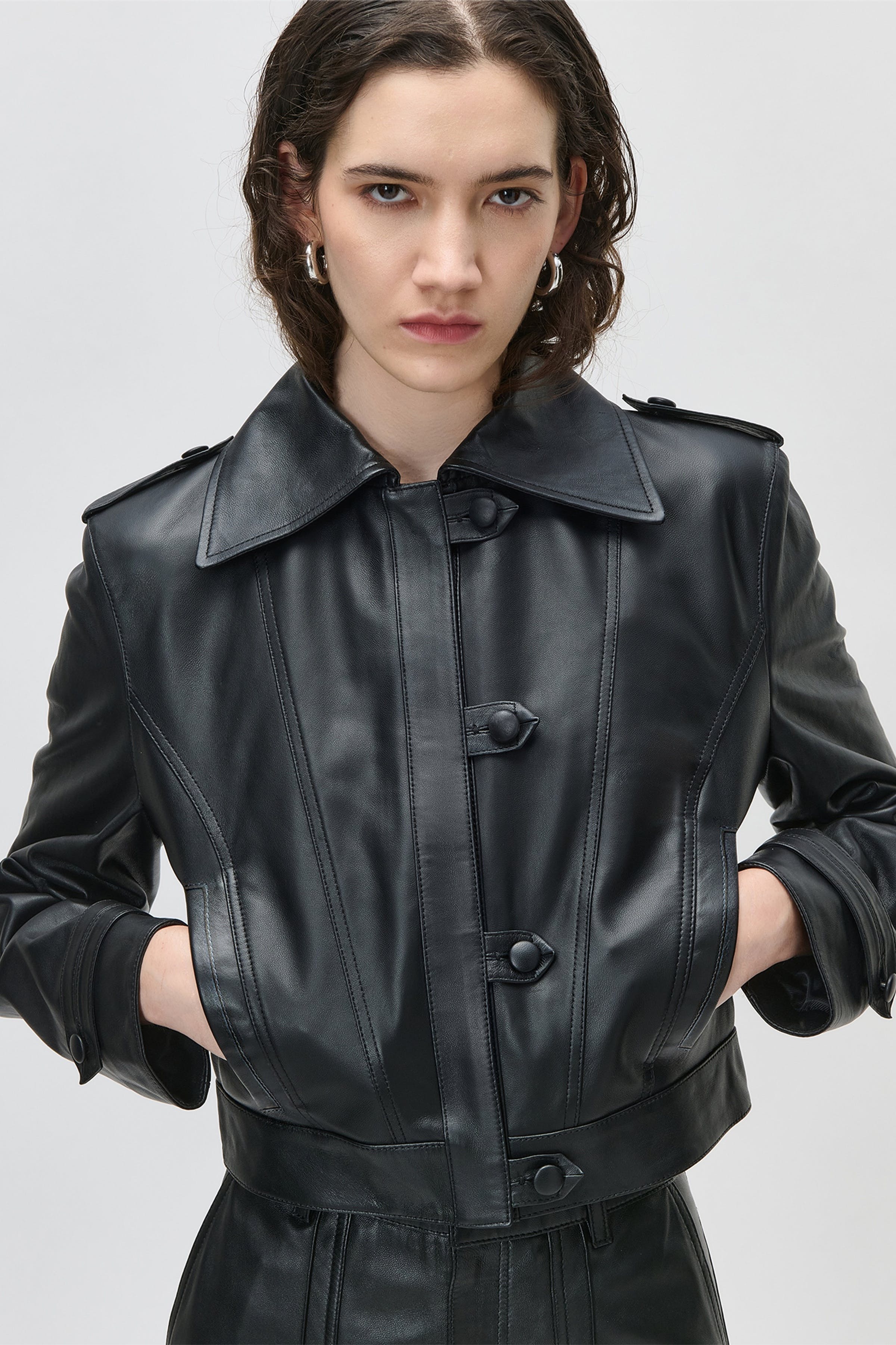 LAUREN JACKE LOOKBOOK DETAIL 30600690-BK999