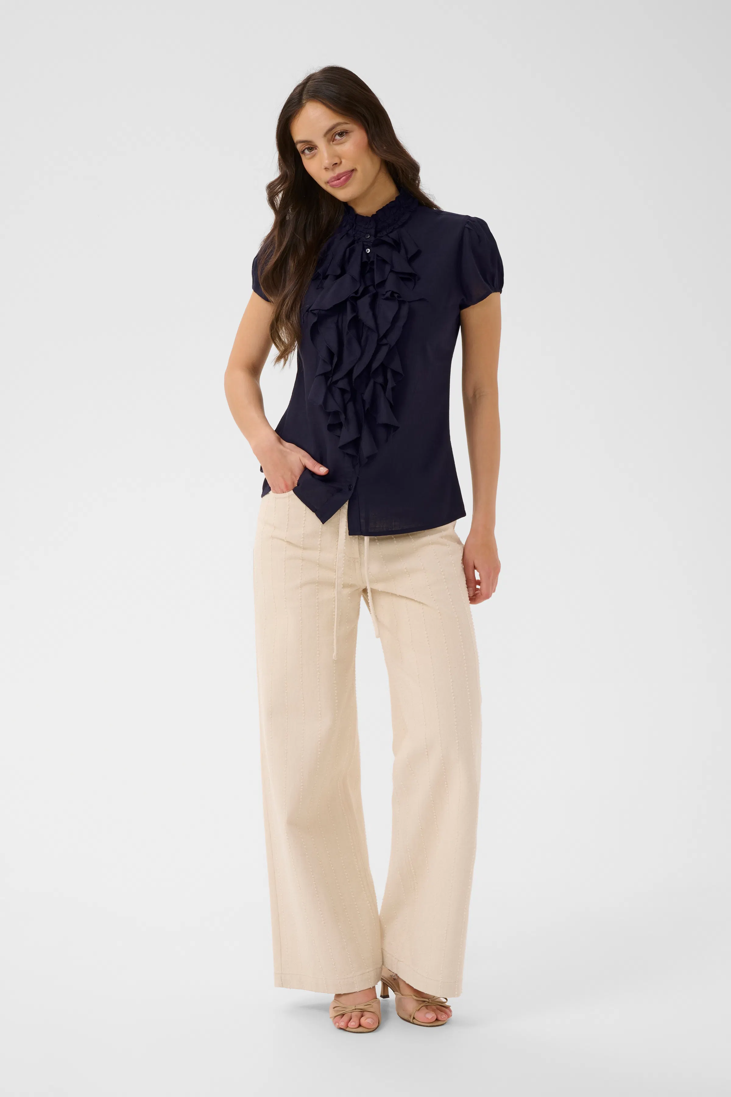 ElliSZ Shirt LOOKBOOK FRONT 30513356-193924