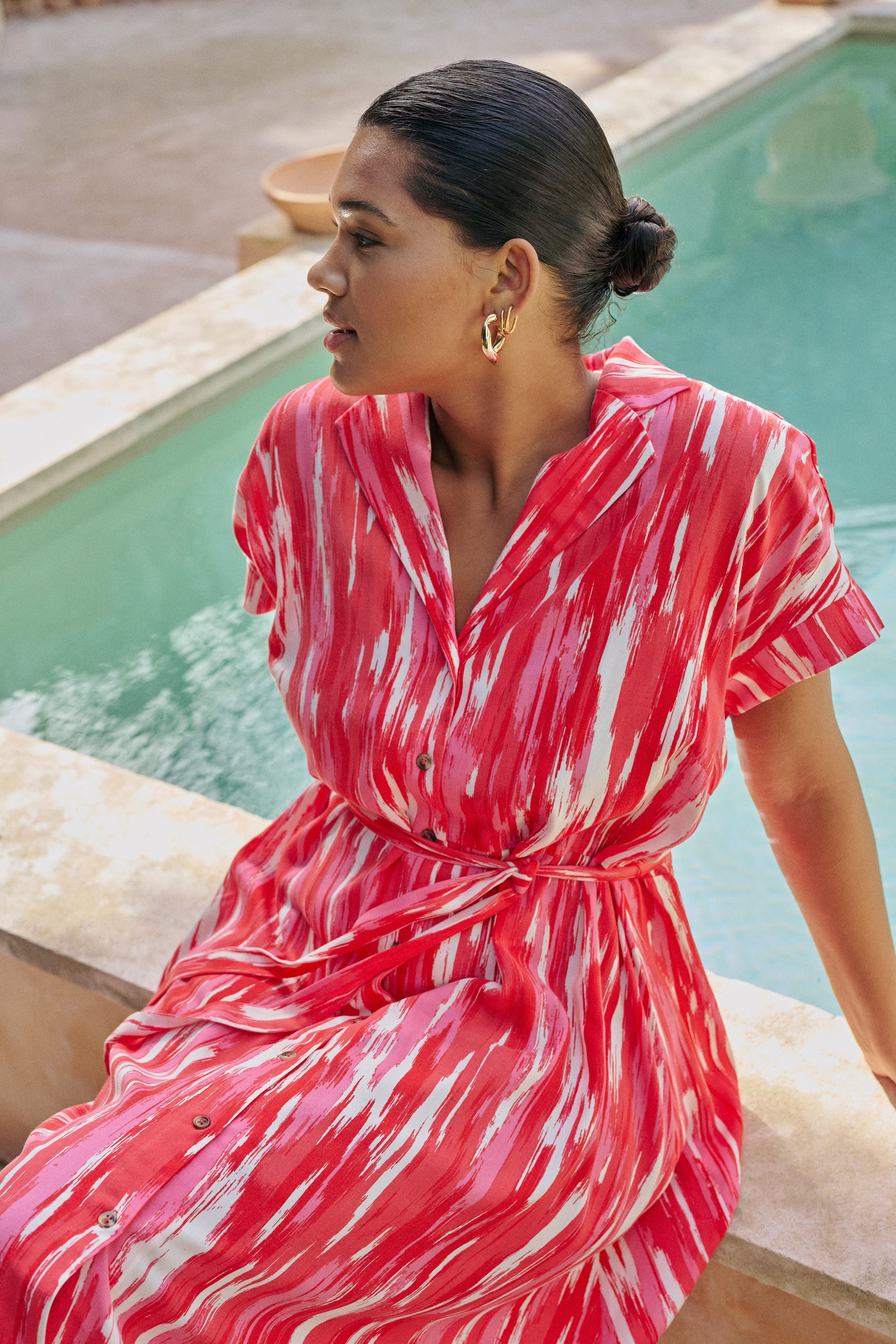 KCadriana Kjole LOCATION NONE 10582818-106844