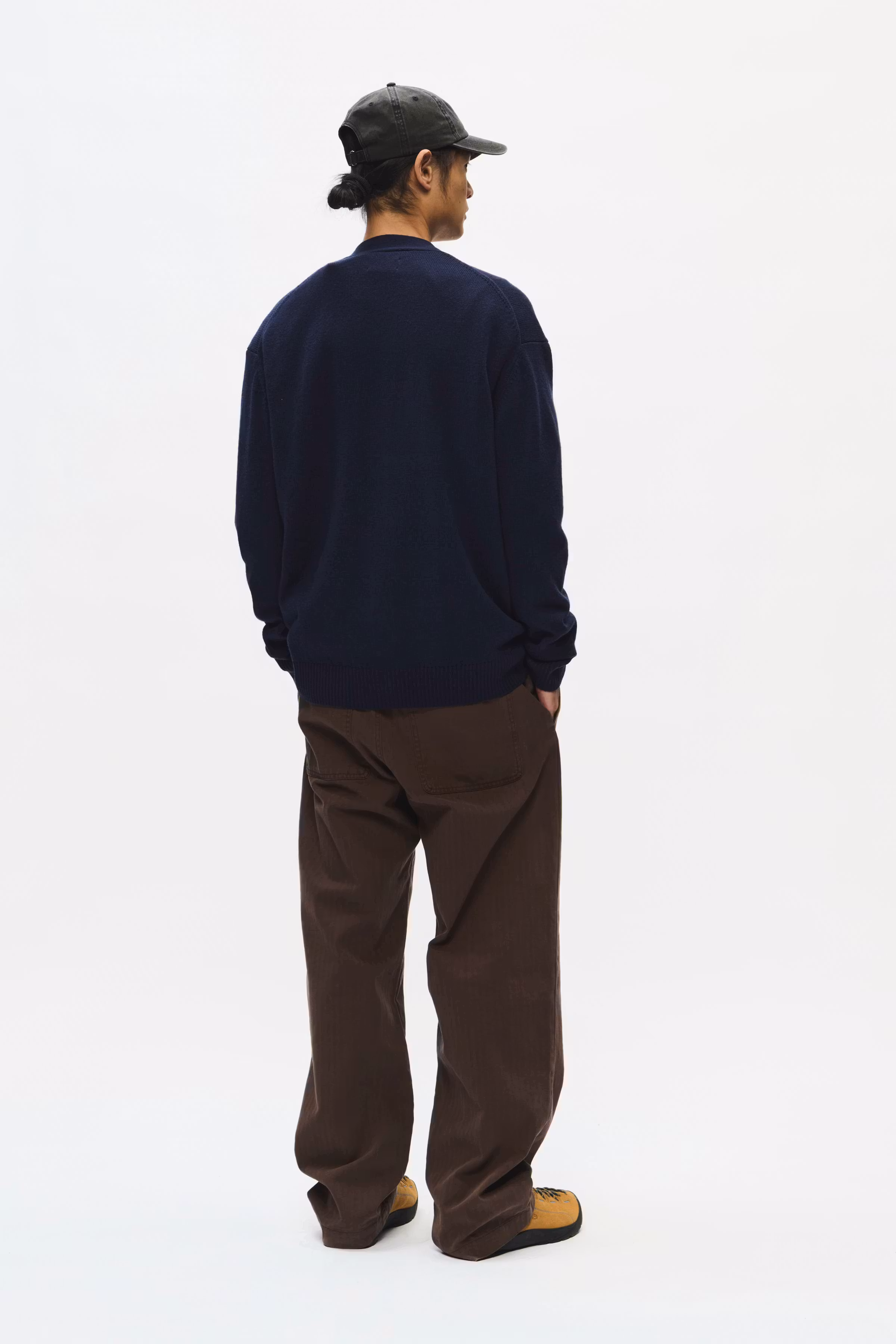 WWTay Cardigan LOOKBOOK BACK 30251648-194011