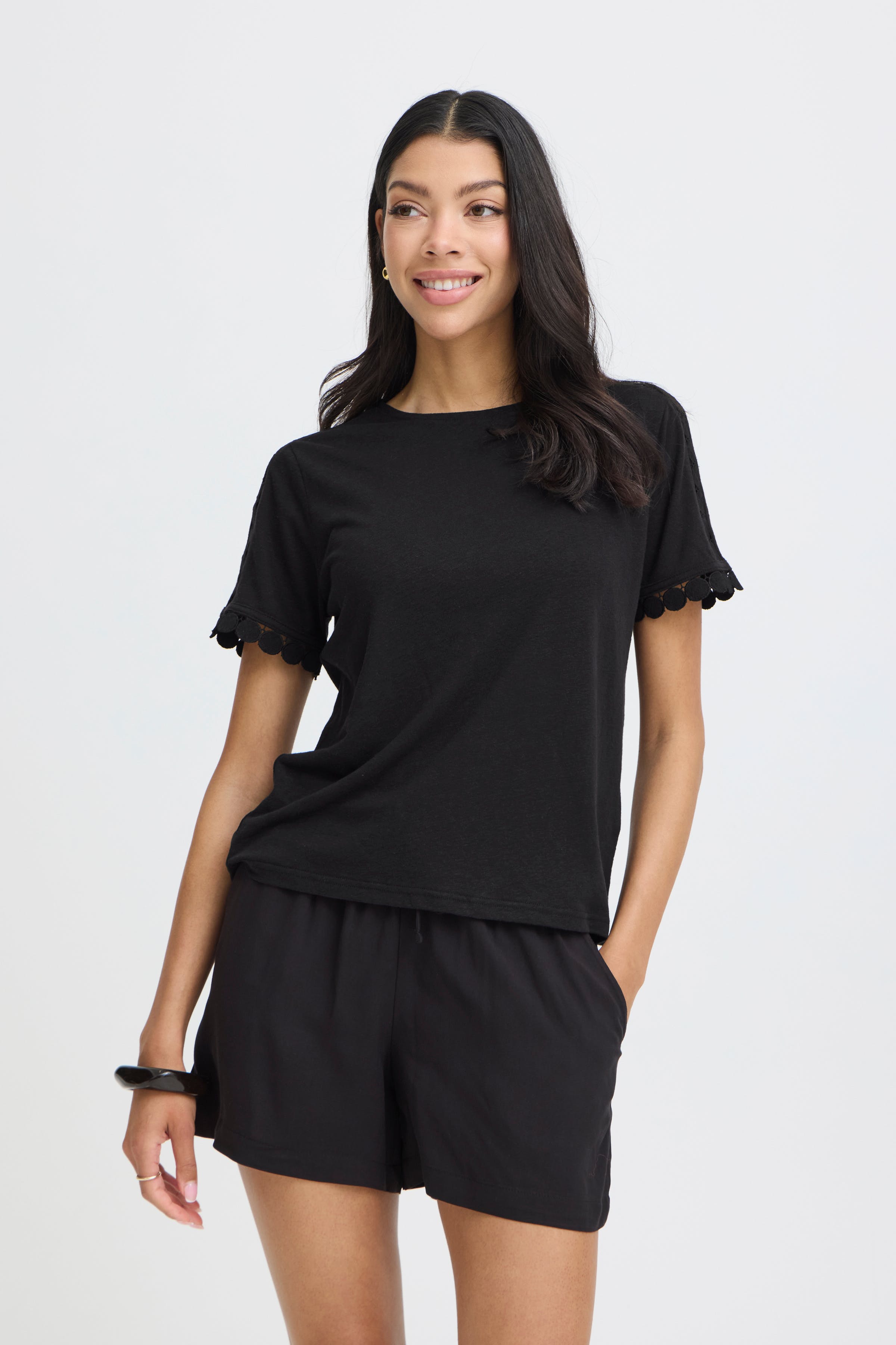 BYSOLTA T-shirt LOOKBOOK FRONT 20818725-194008