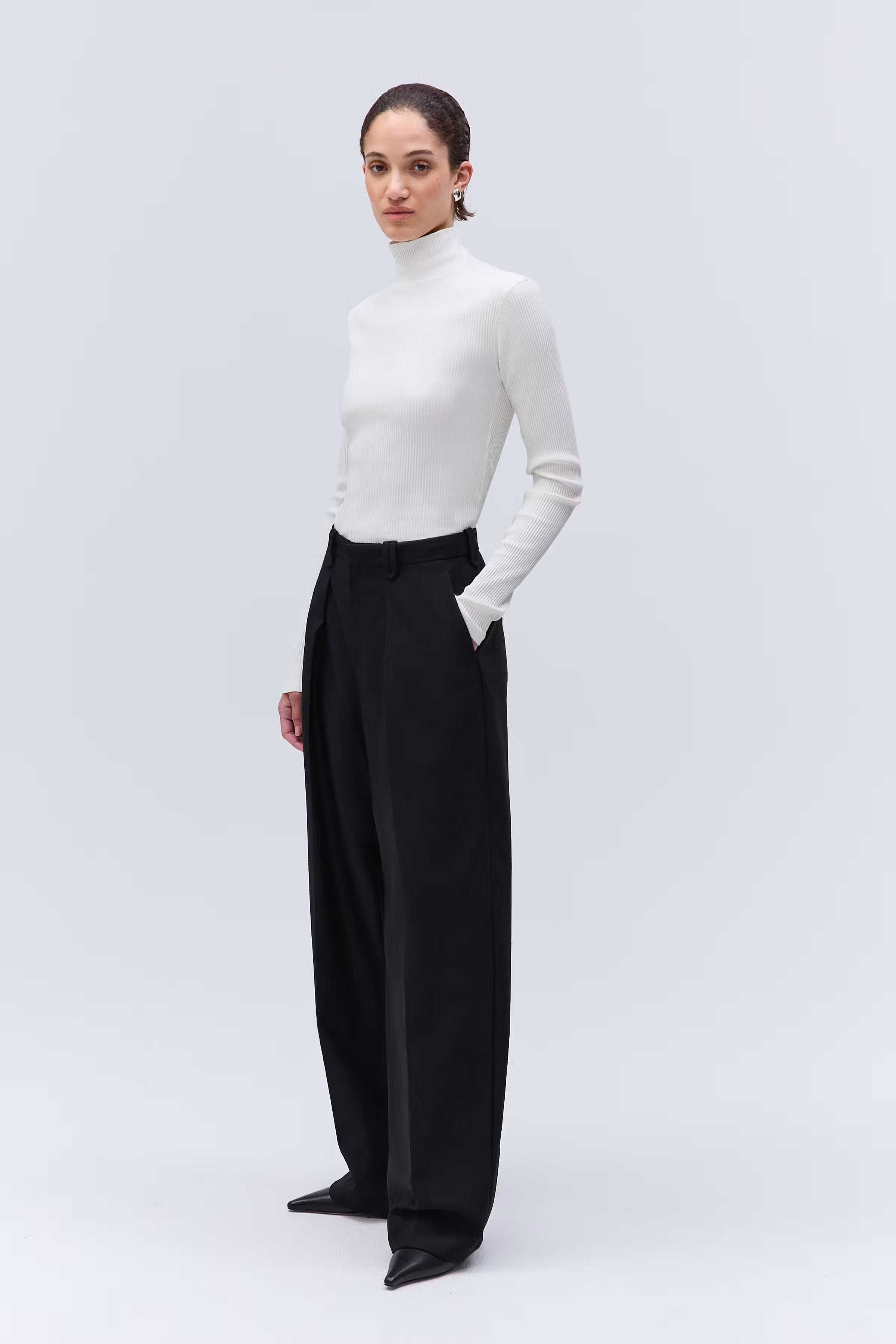 IOFemke Top LOOKBOOK FRONT 30600086-WH010