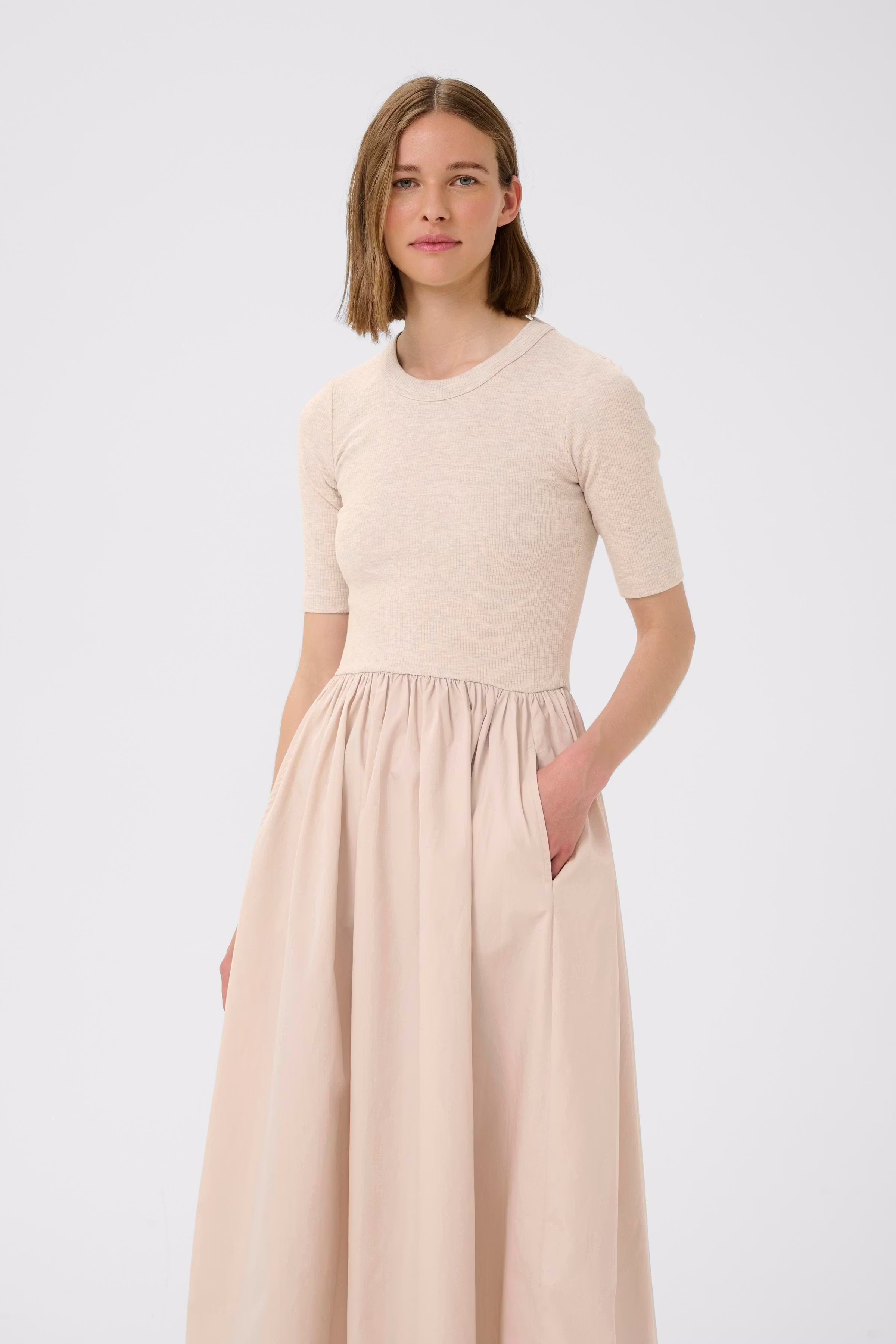 DagnamaIW Dress LOOKBOOK FRONT 30109850-300597