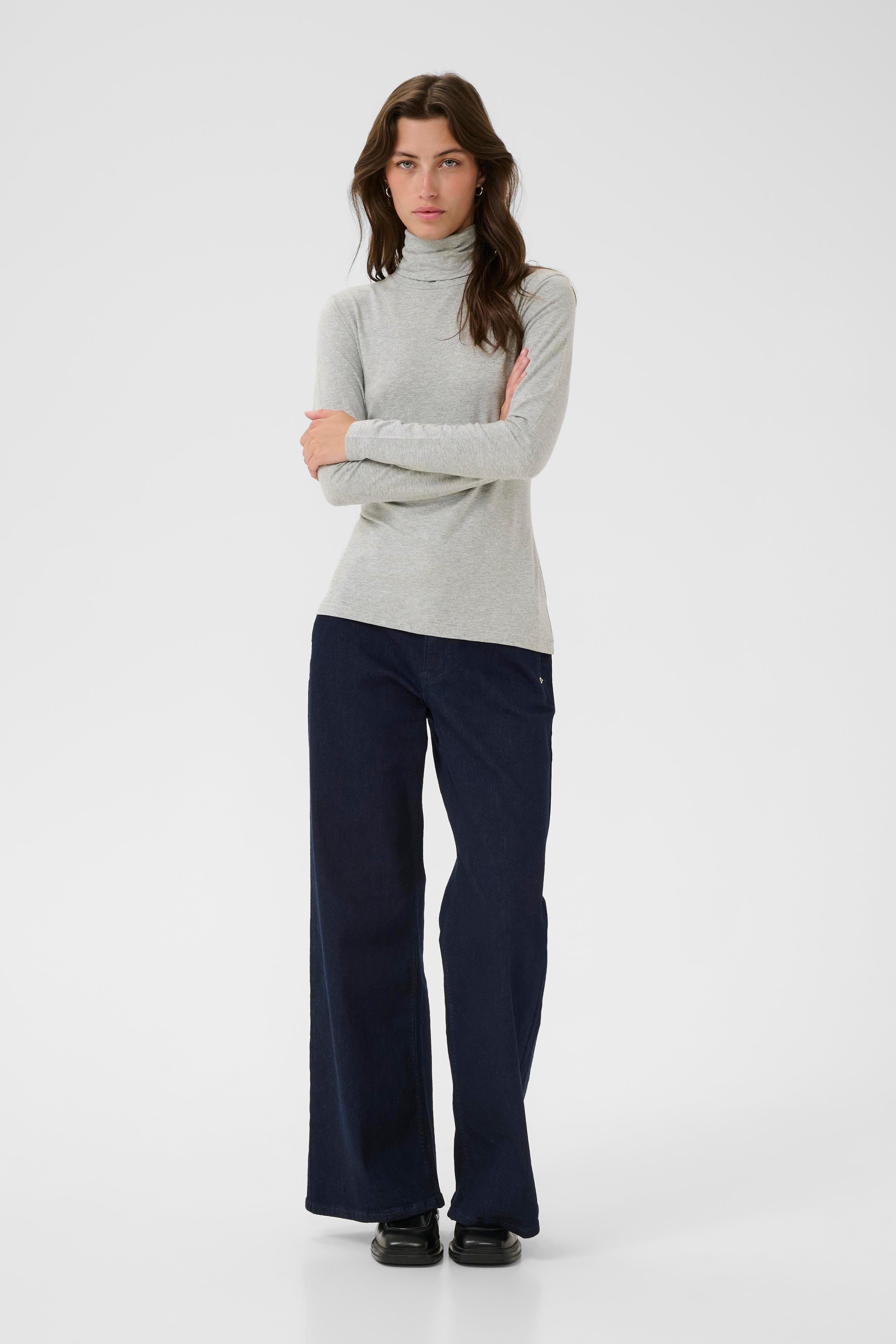 EfinasPW T-shirt LOOKBOOK FRONT 30309923-1802011