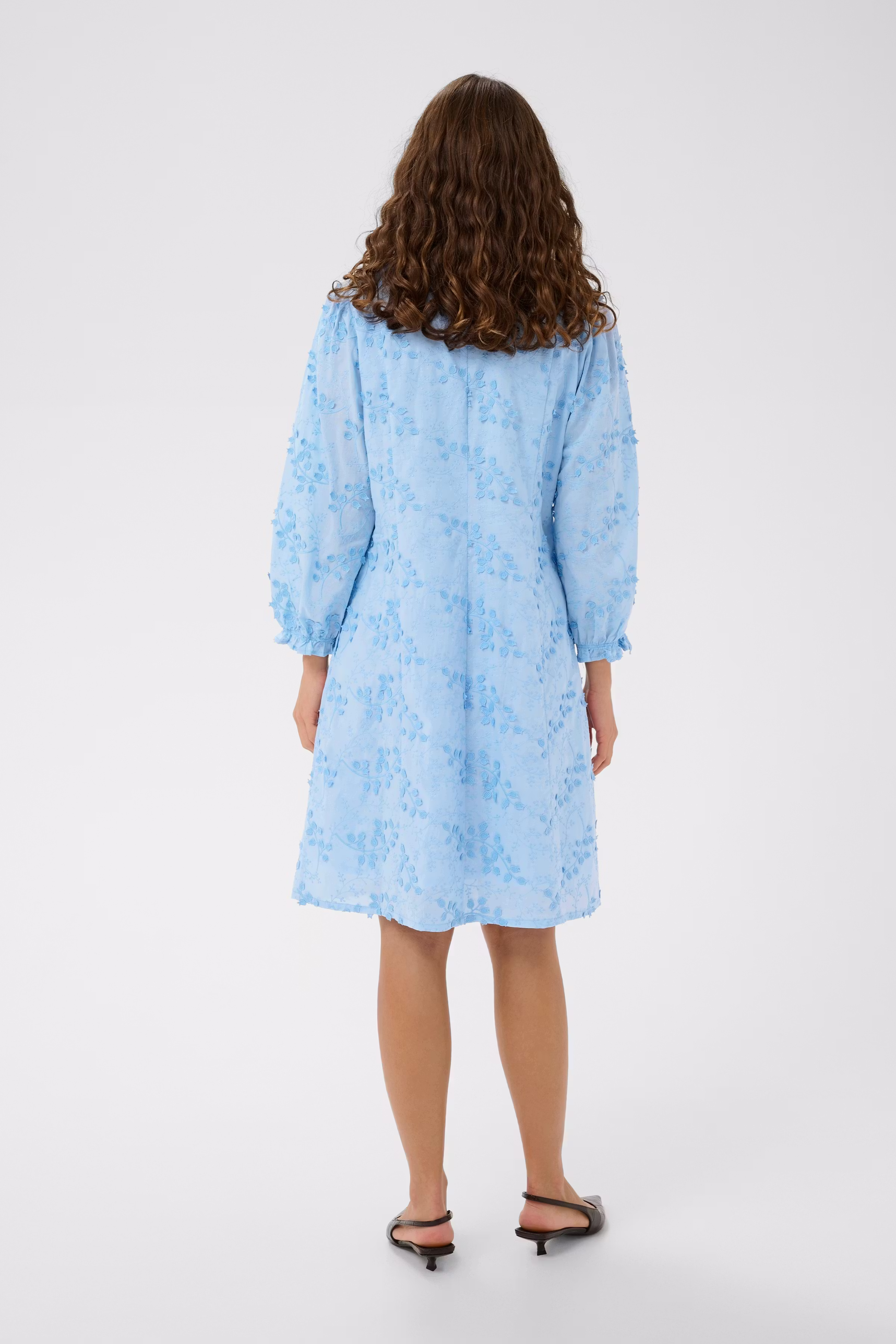 CUakula Kjole LOOKBOOK BACK 50113352-144214