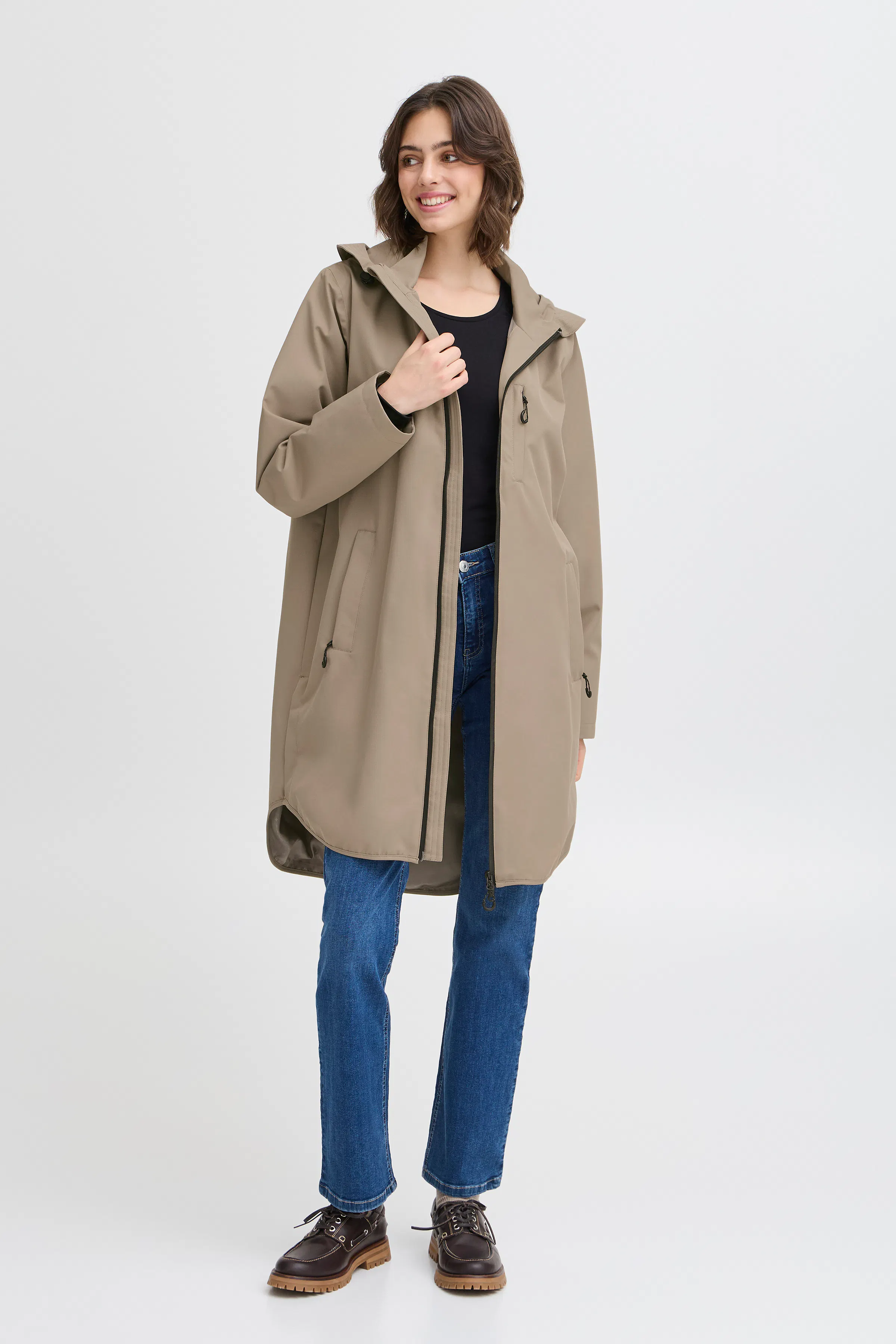 FRSHELLY Regnfrakk LOOKBOOK FRONT 20615226-181110