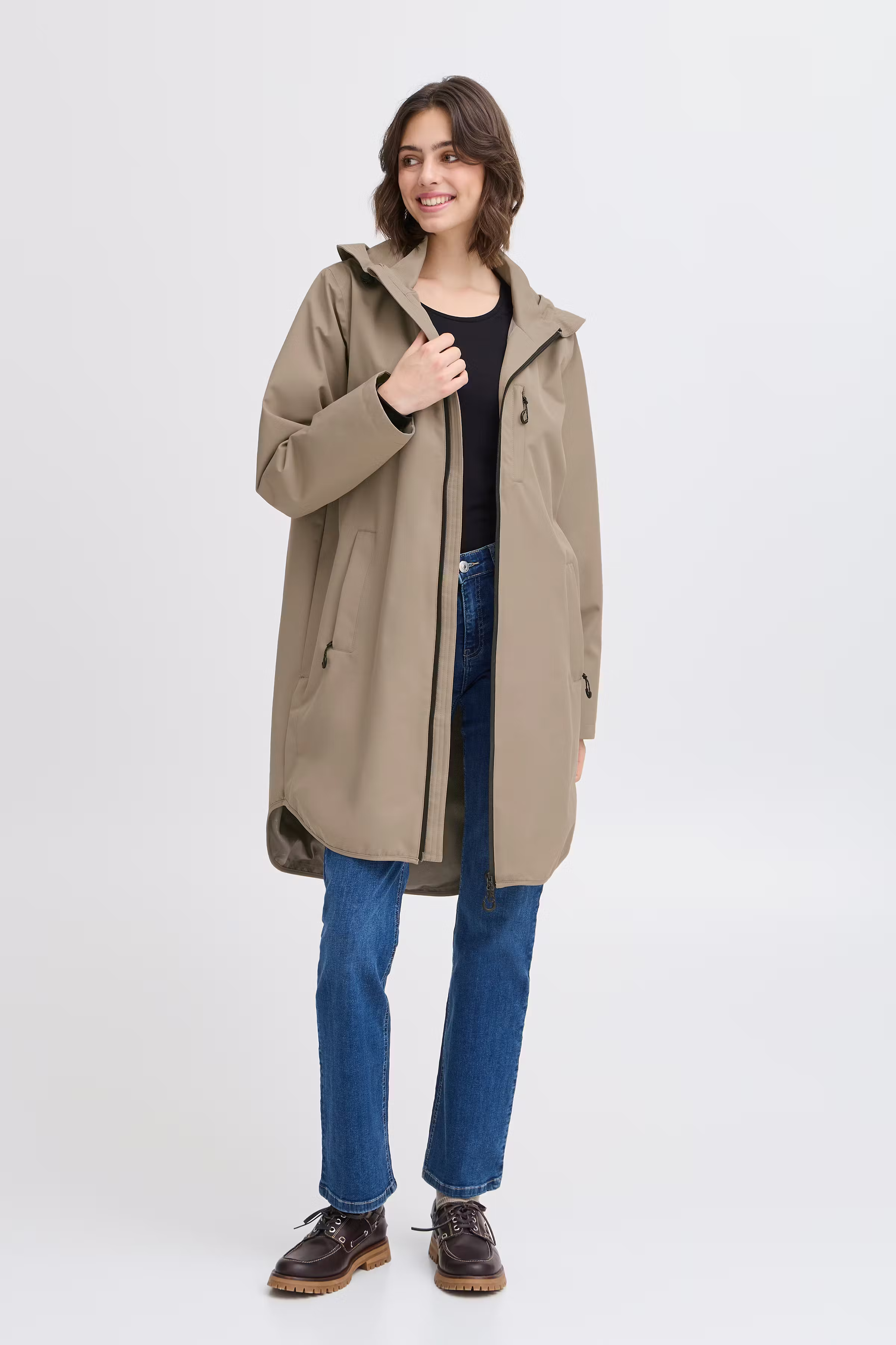 FRSHELLY Regnfrakk LOOKBOOK FRONT 20615226-181110