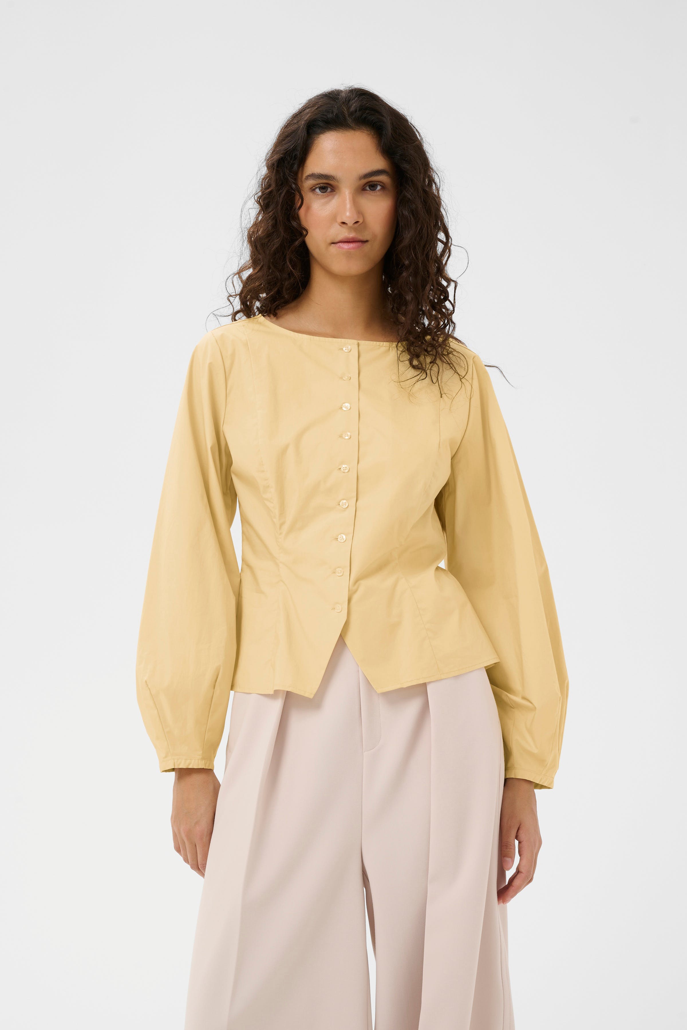 LELOIW Fitted Poplin Hemd LOOKBOOK FRONT 30112343-130916