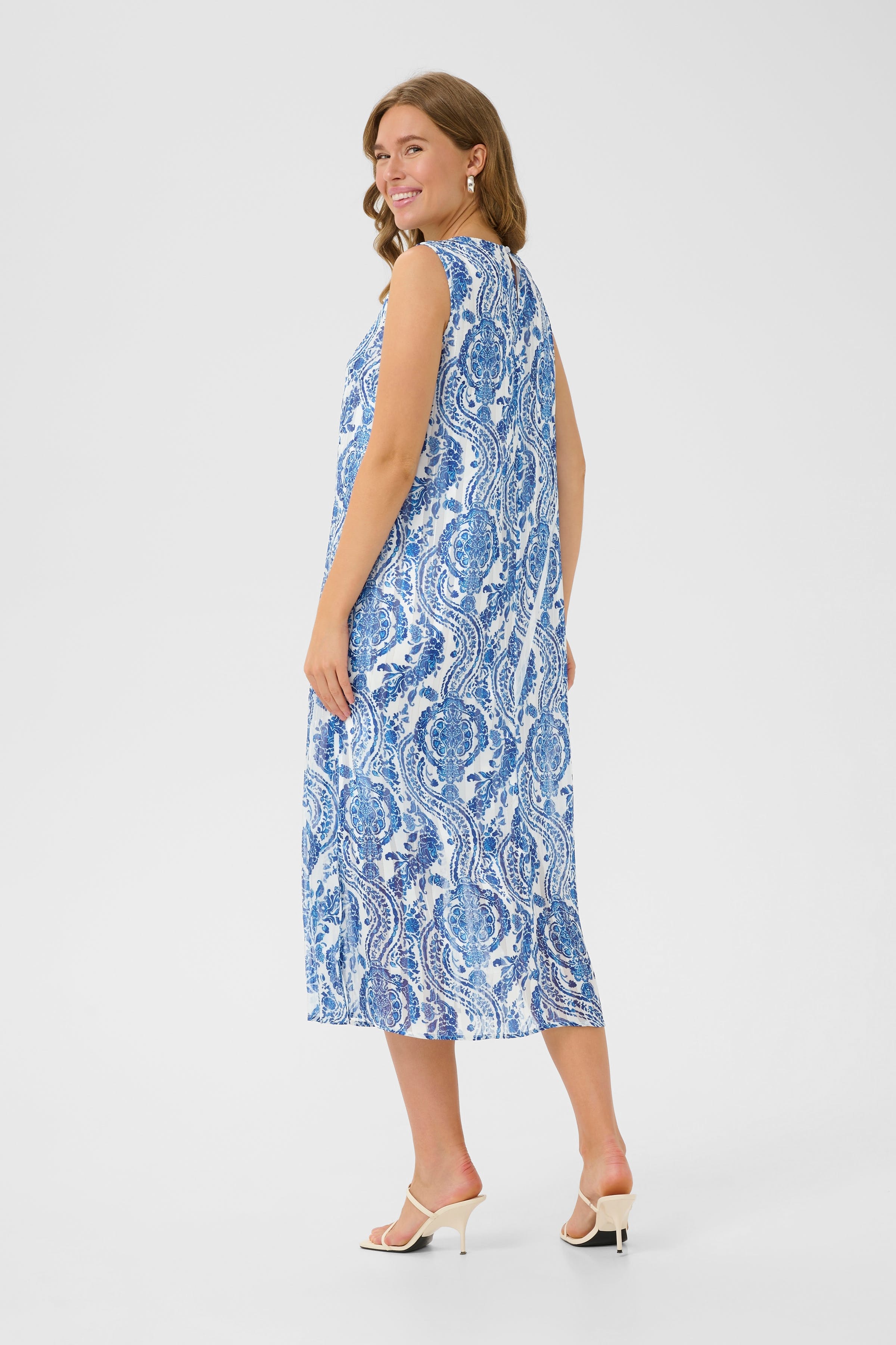 BPjemma Kleid LOOKBOOK BACK 10590909-107838B