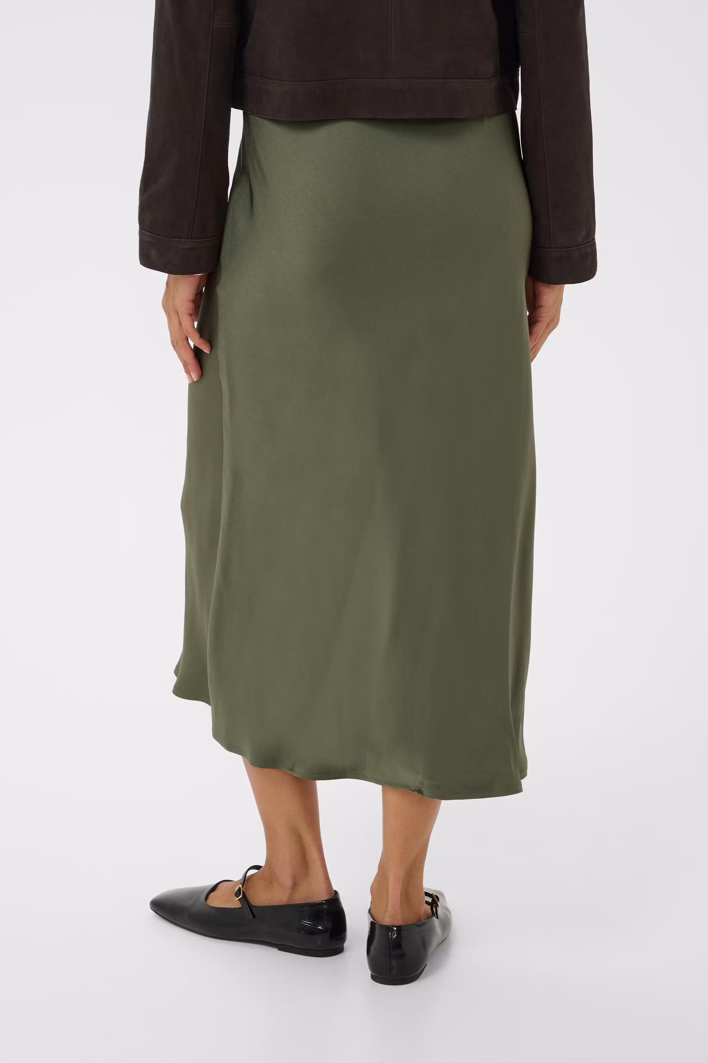 CandicePW Skirt LOOKBOOK BACK 30310750-190312