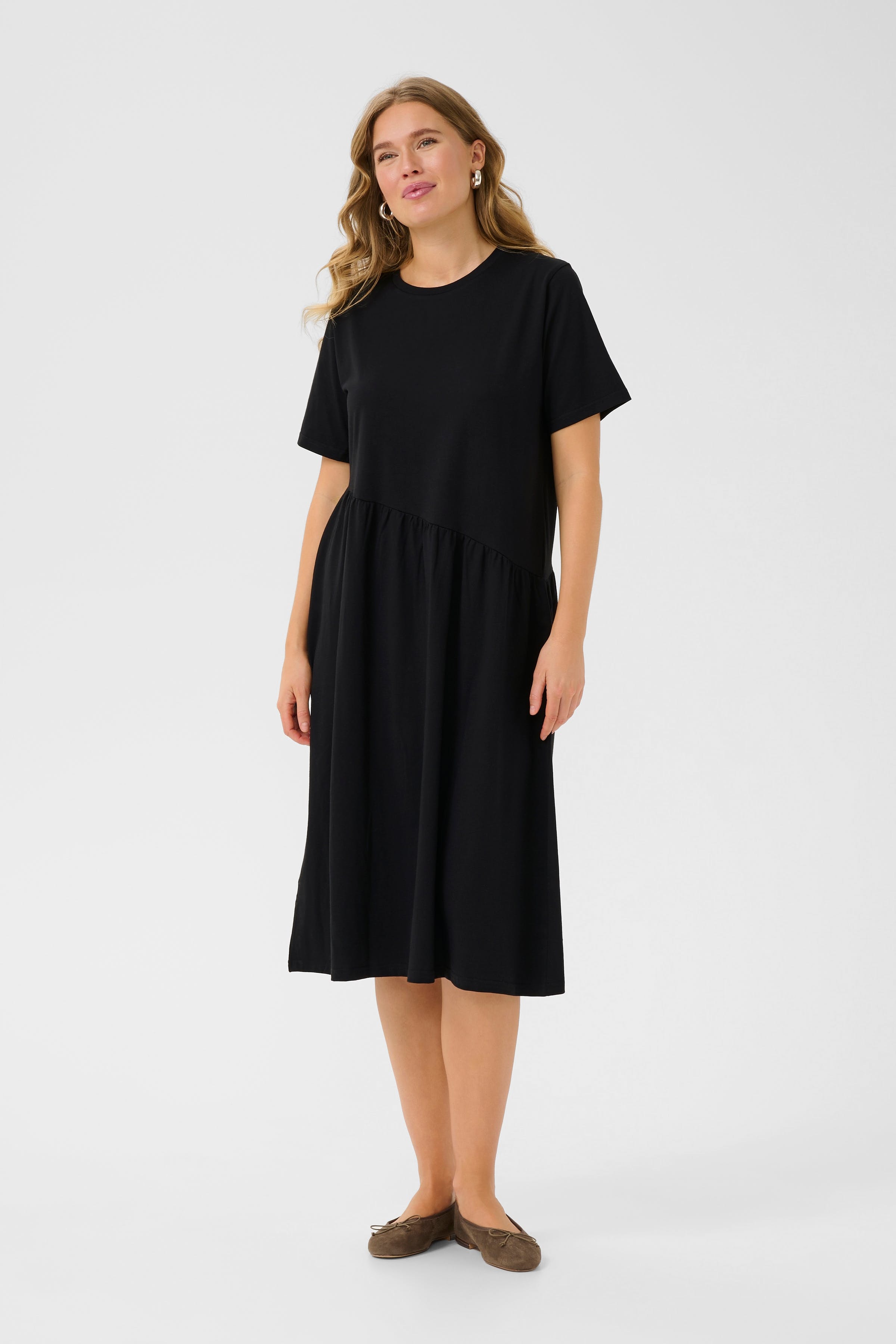 BPhelen Kleid LOOKBOOK FRONT 10590925-100121B