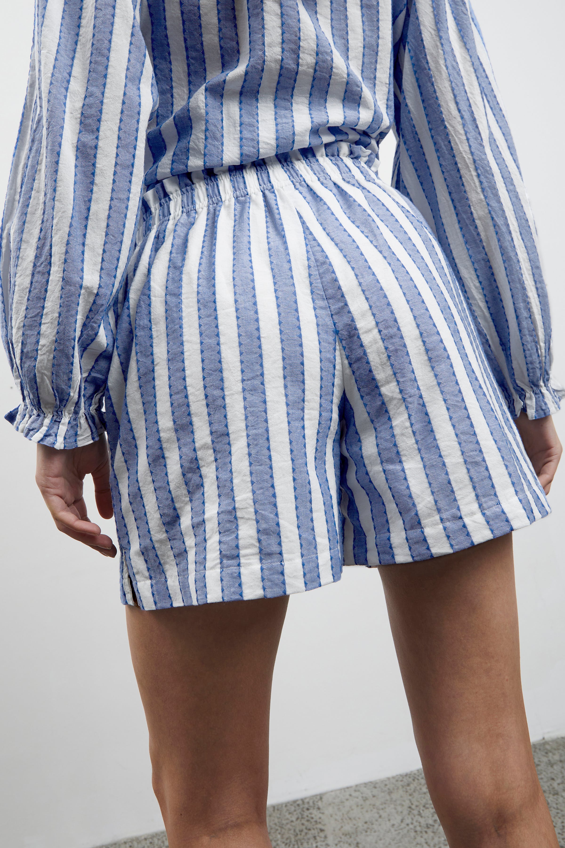 IHEZOMA Shorts LOOKBOOK DETAIL 20118326-201847