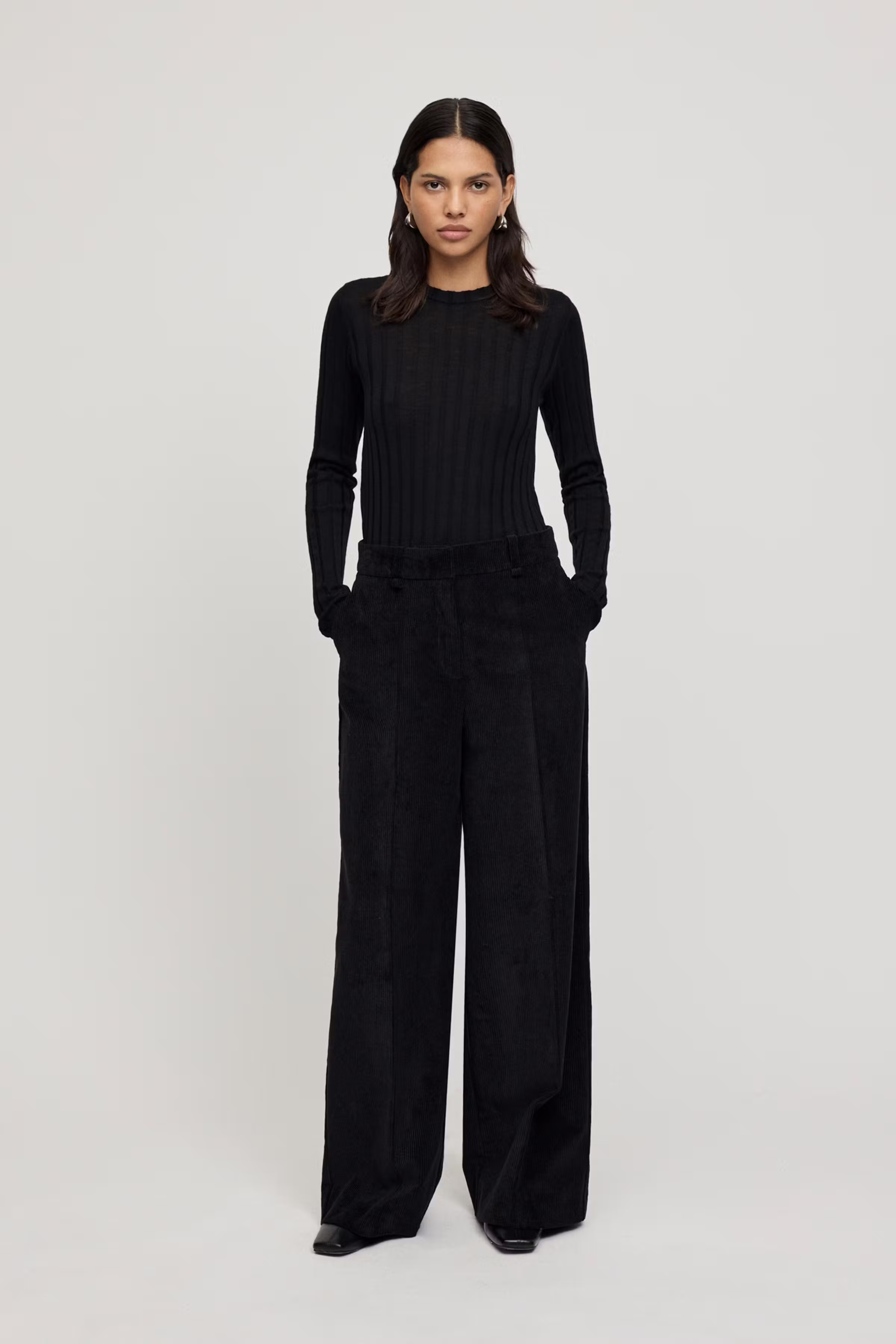 PERNILLE Trousers LOOKBOOK FRONT 30600618-BK999