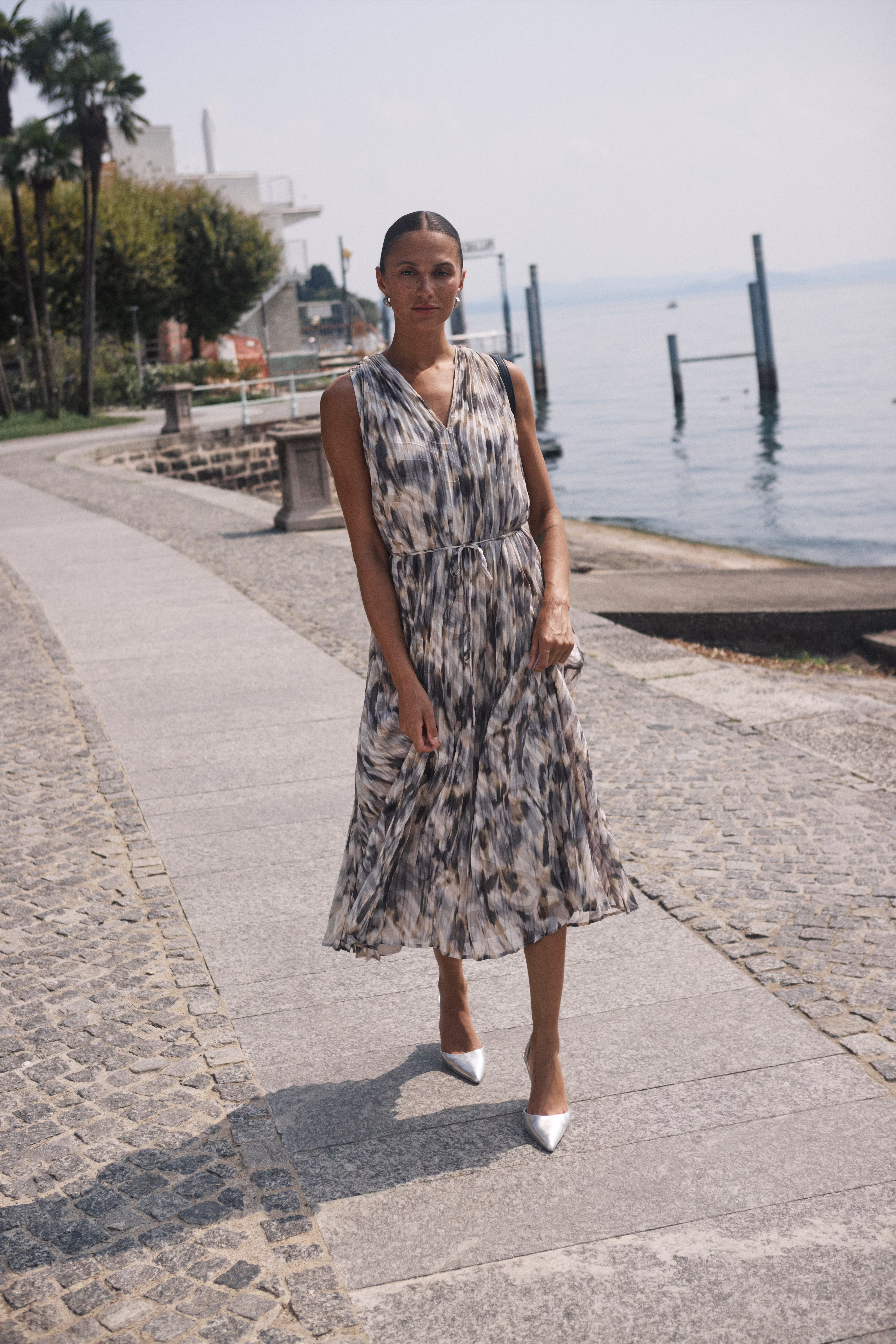 KAvicki Jurk LOCATION NONE 10509893-107478