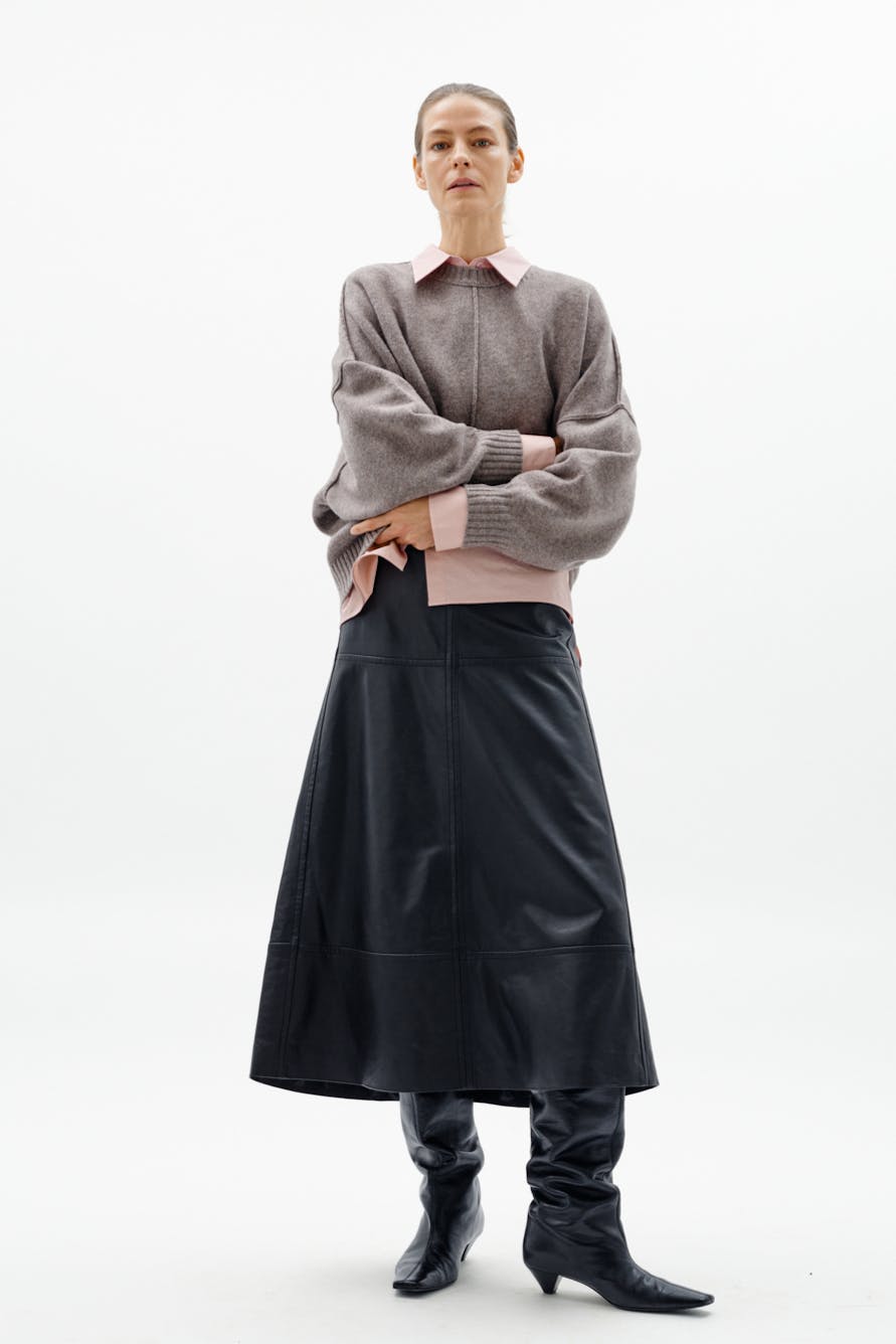 NOOMIIW Pullover LOCATION NONE 30112153-1715061