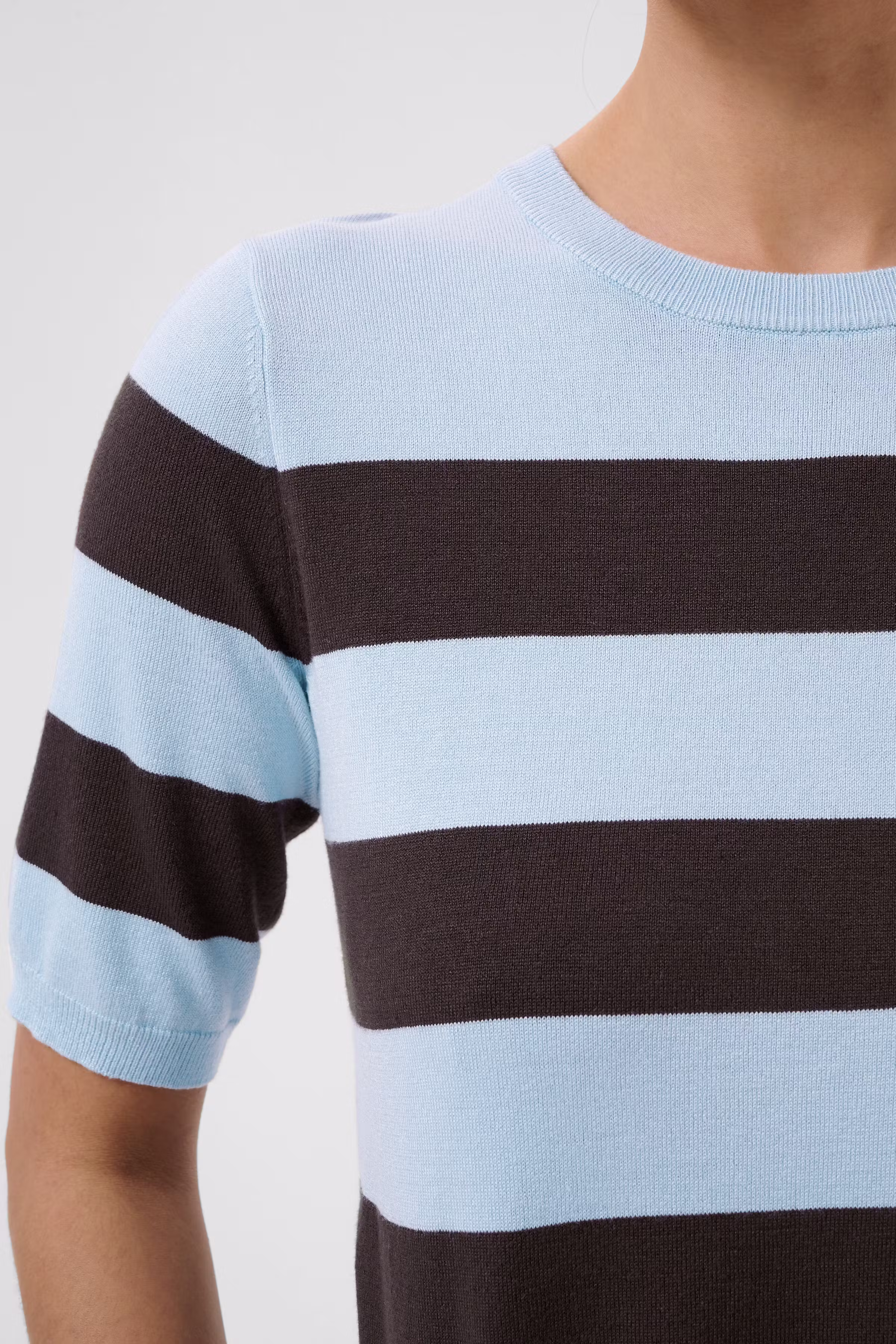 KAlizza Pullover LOOKBOOK DETAIL 10508410-109657