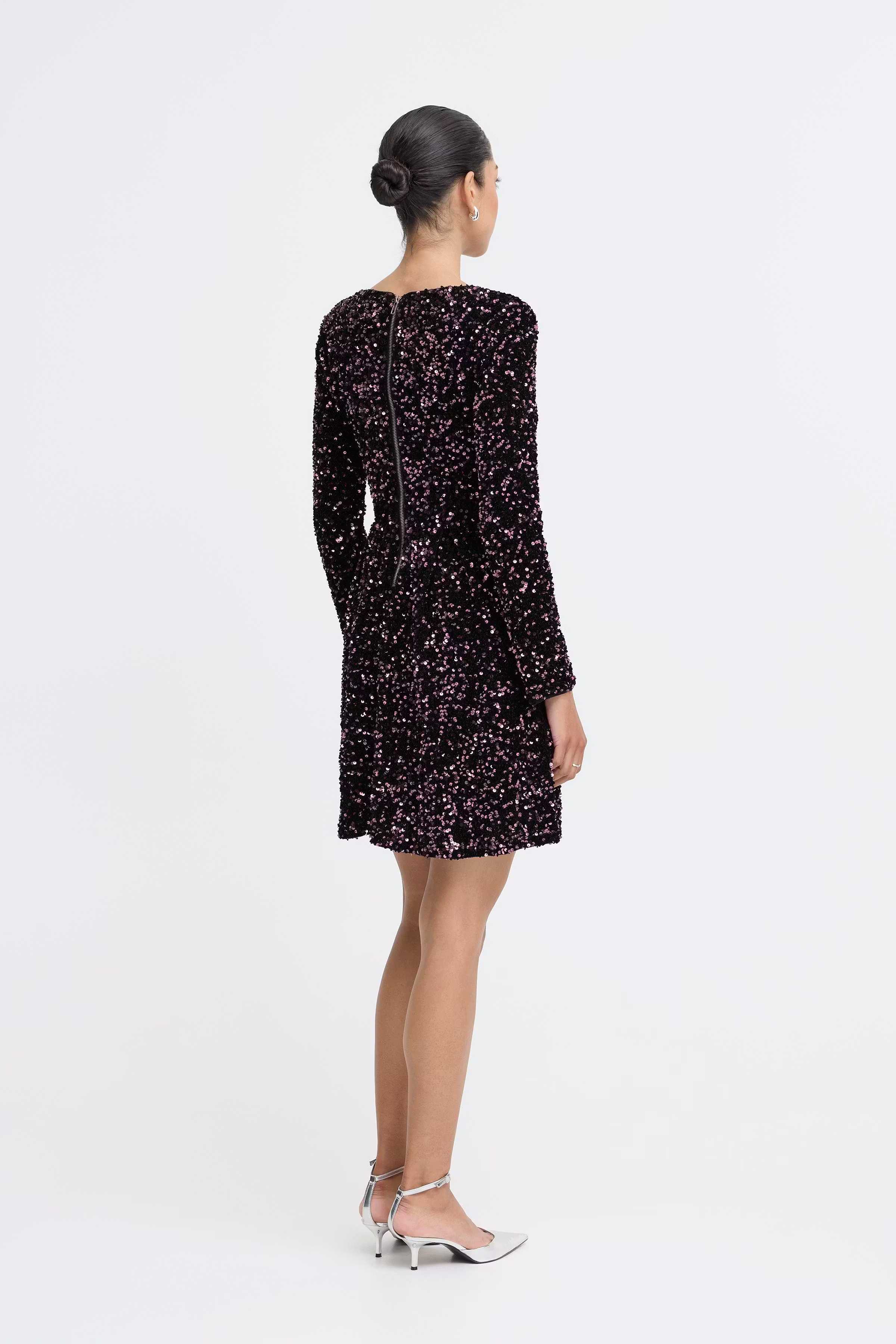 BYPAILLET Kjole LOOKBOOK BACK 20818395-900004315