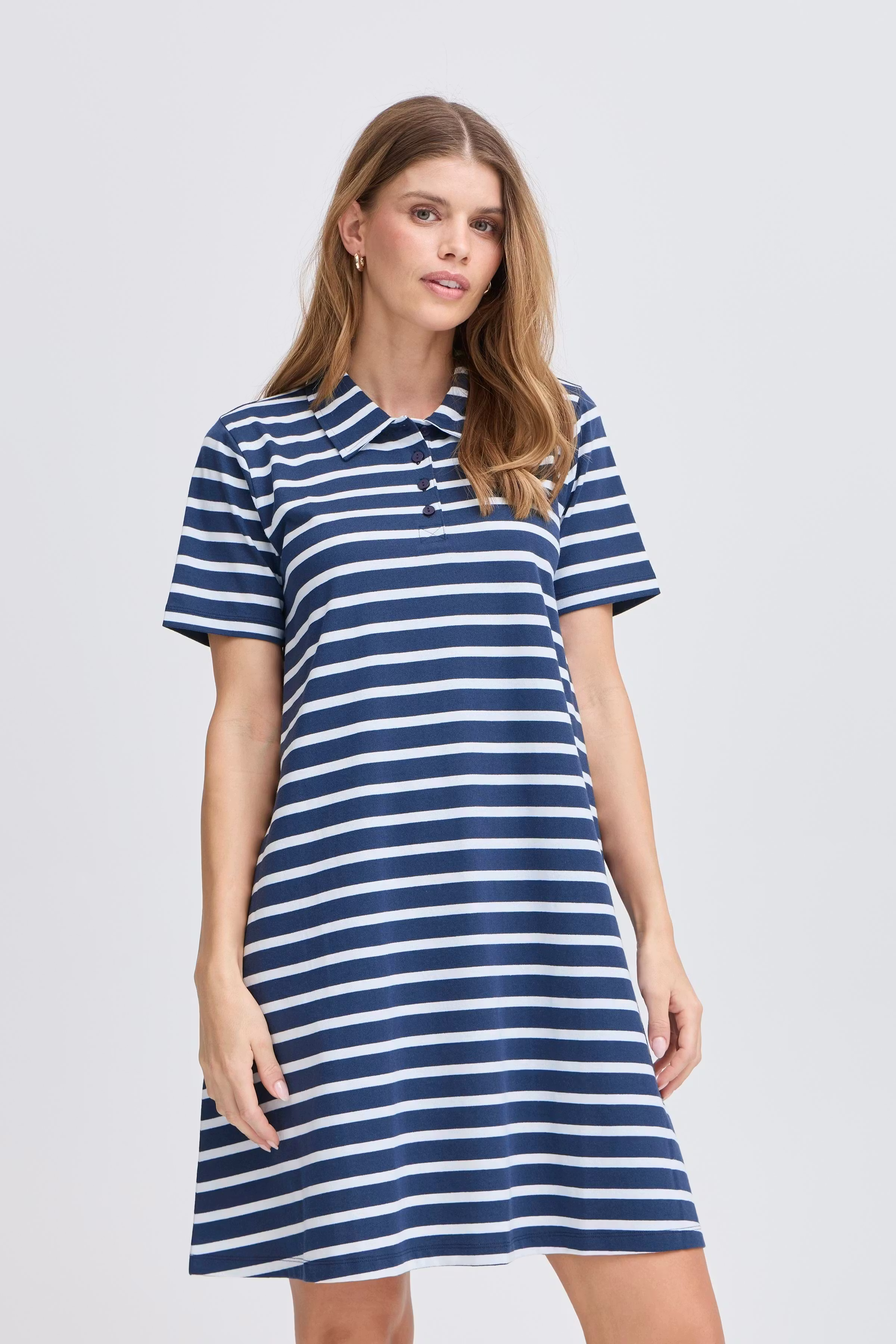 FRSAMMA Dress LOOKBOOK FRONT 20615793-200119