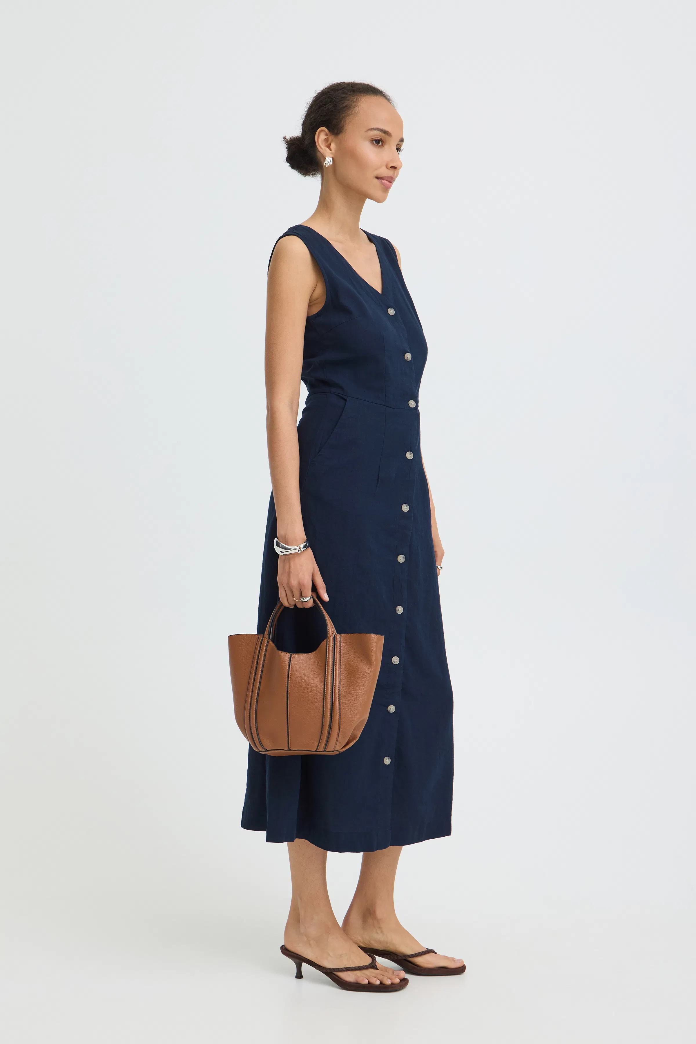 BYFALAKKA Kjole LOOKBOOK FRONT 20818826-194020