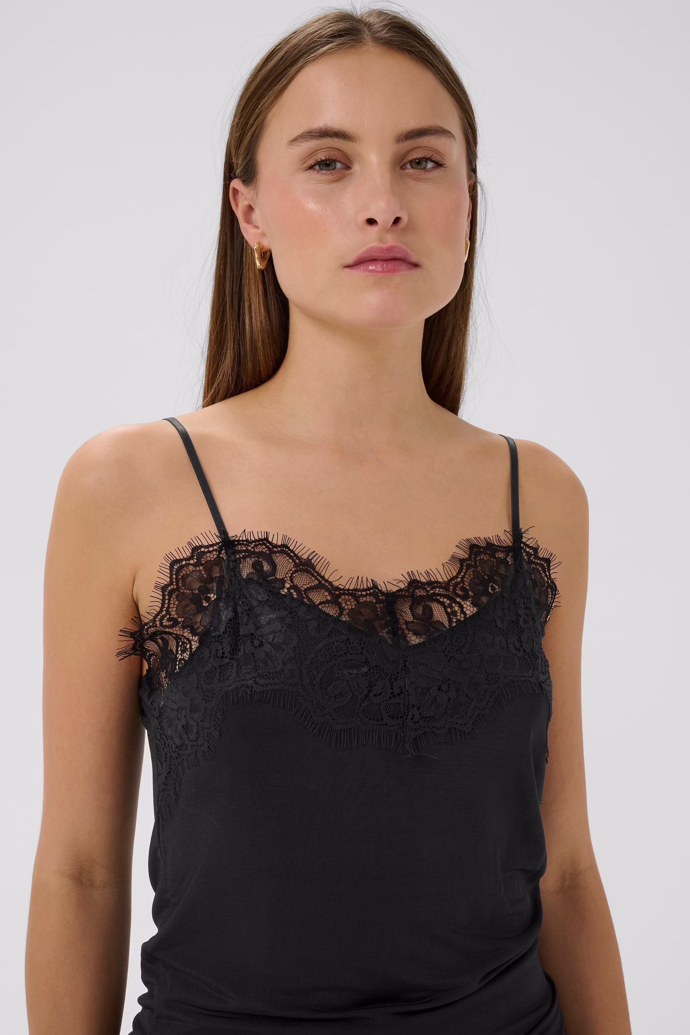 SLClara Top LOOKBOOK DETAIL 30403547-40050