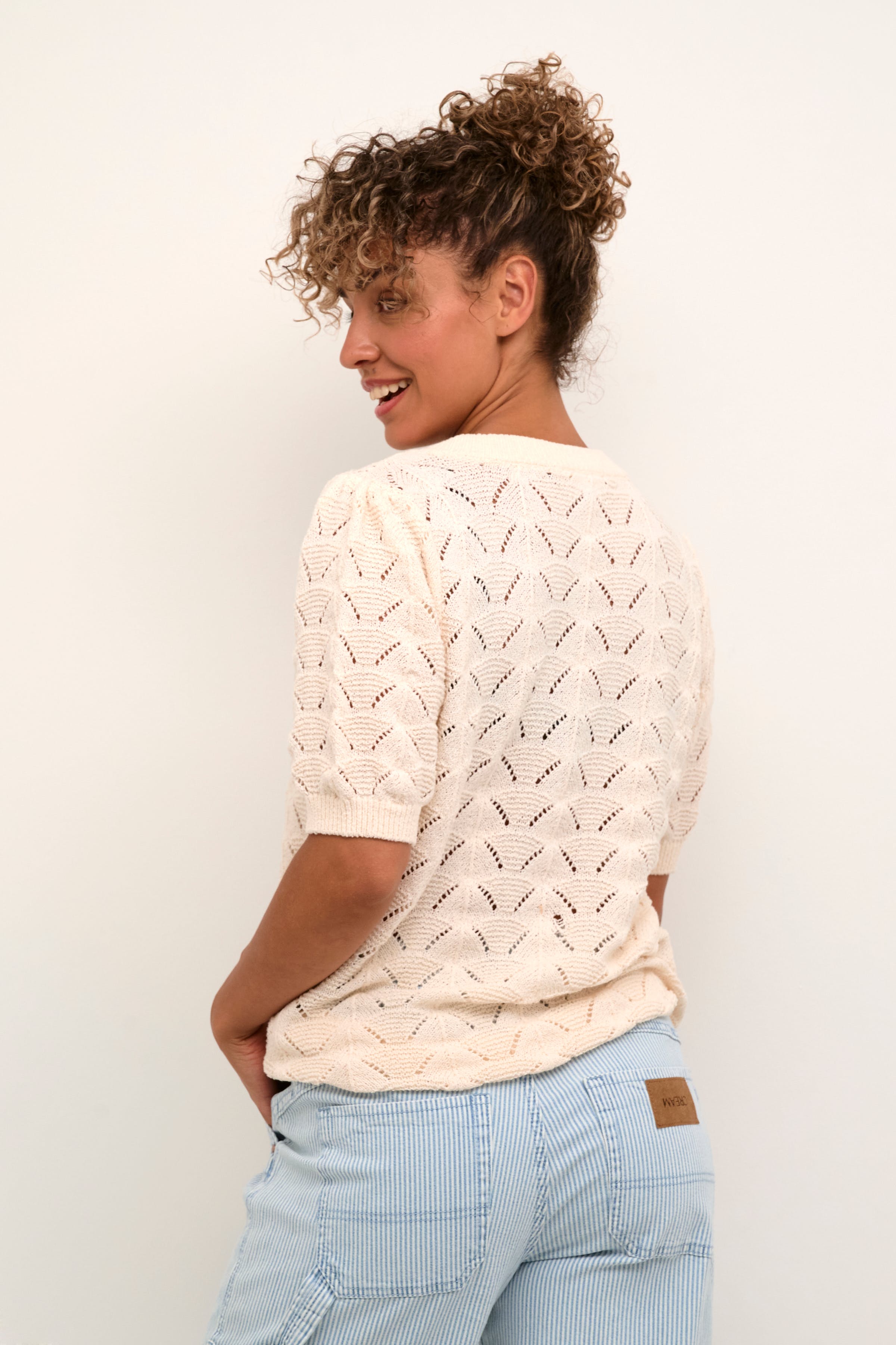 CRHami Blouse LOOKBOOK BACK 10612309-120601