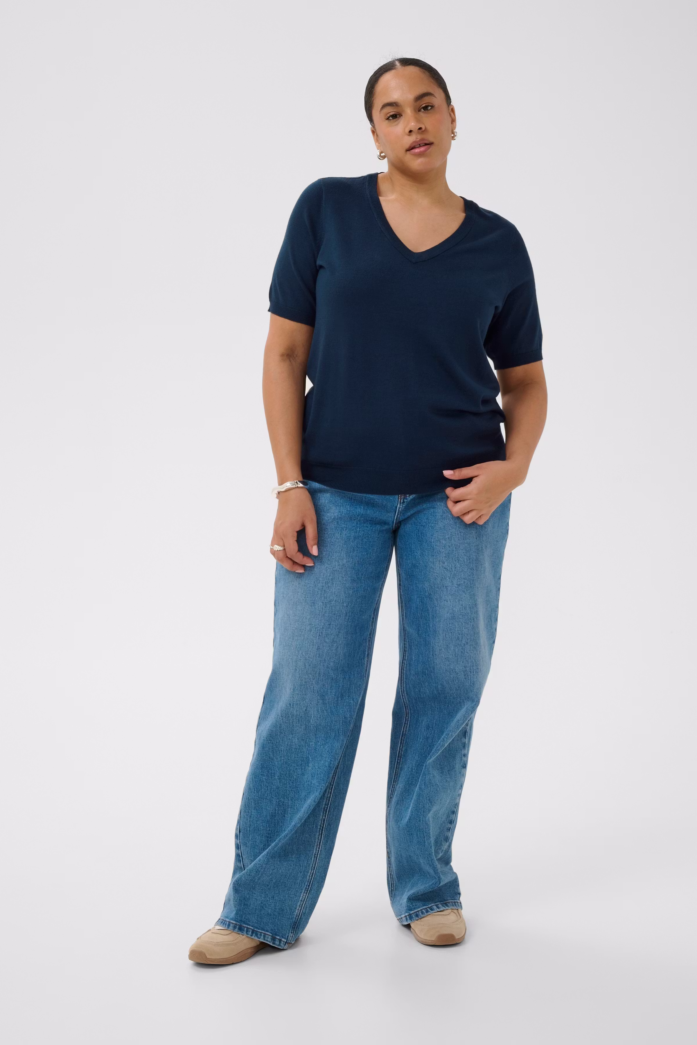 KClizzy Pullover LOOKBOOK FRONT 10582490-194020