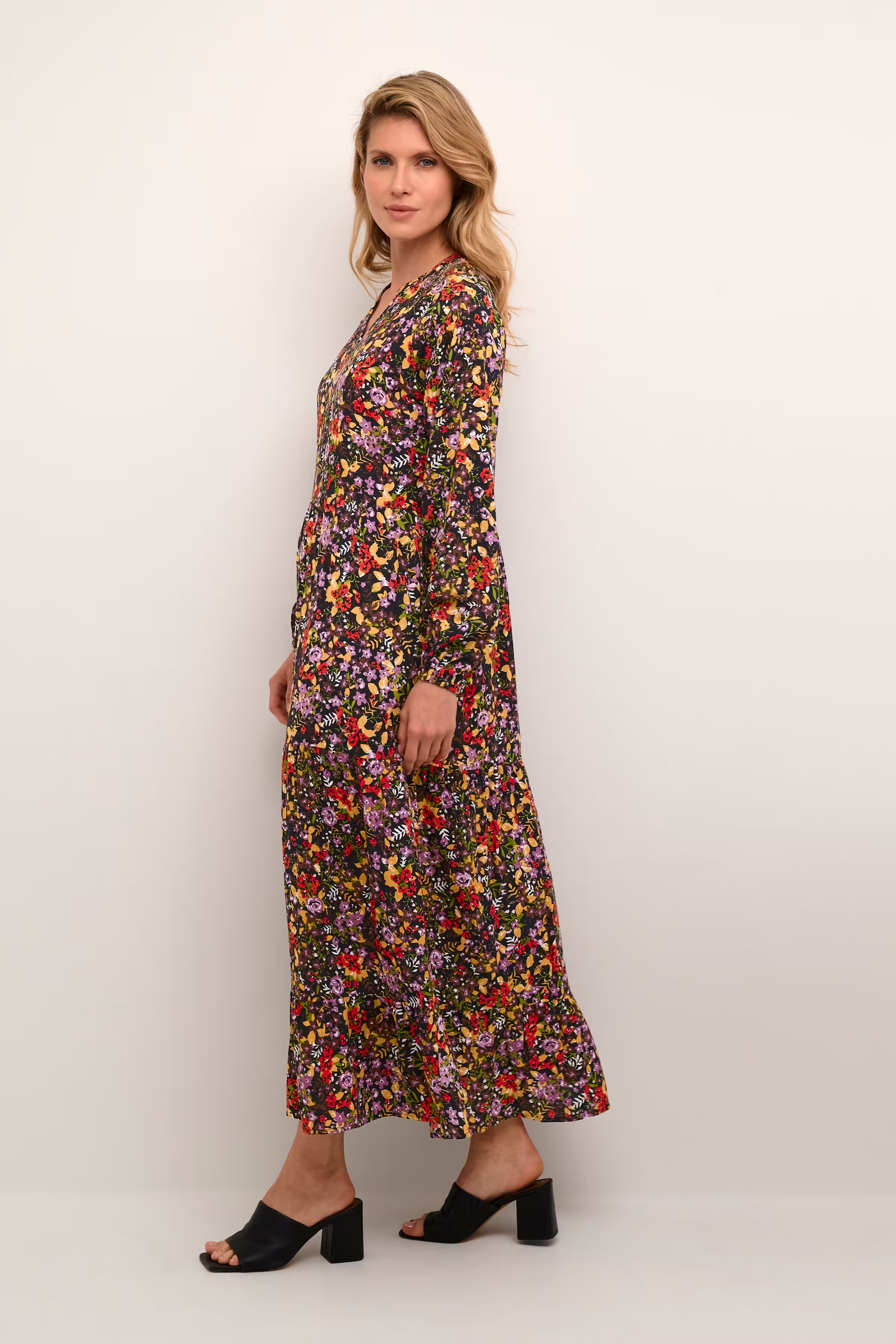 BPpolina Kjole LOOKBOOK FRONT 10590523-104980B