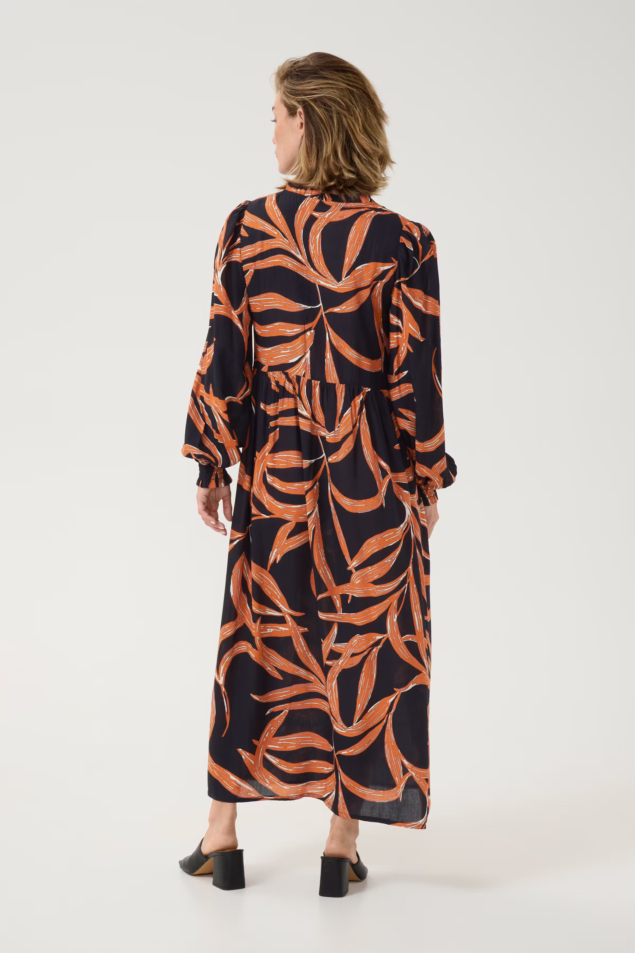 BPdebbie KlÃ¤nning LOOKBOOK BACK 10590768-106750B