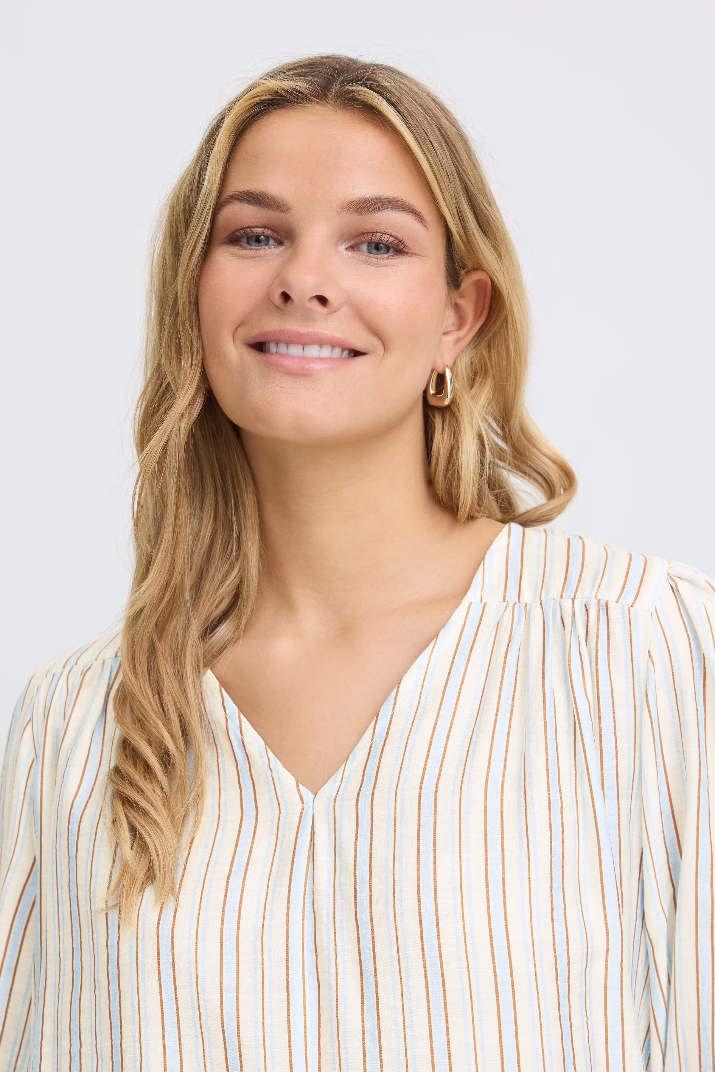 FRARIANA Blouse LOOKBOOK DETAIL 20618028-900010036