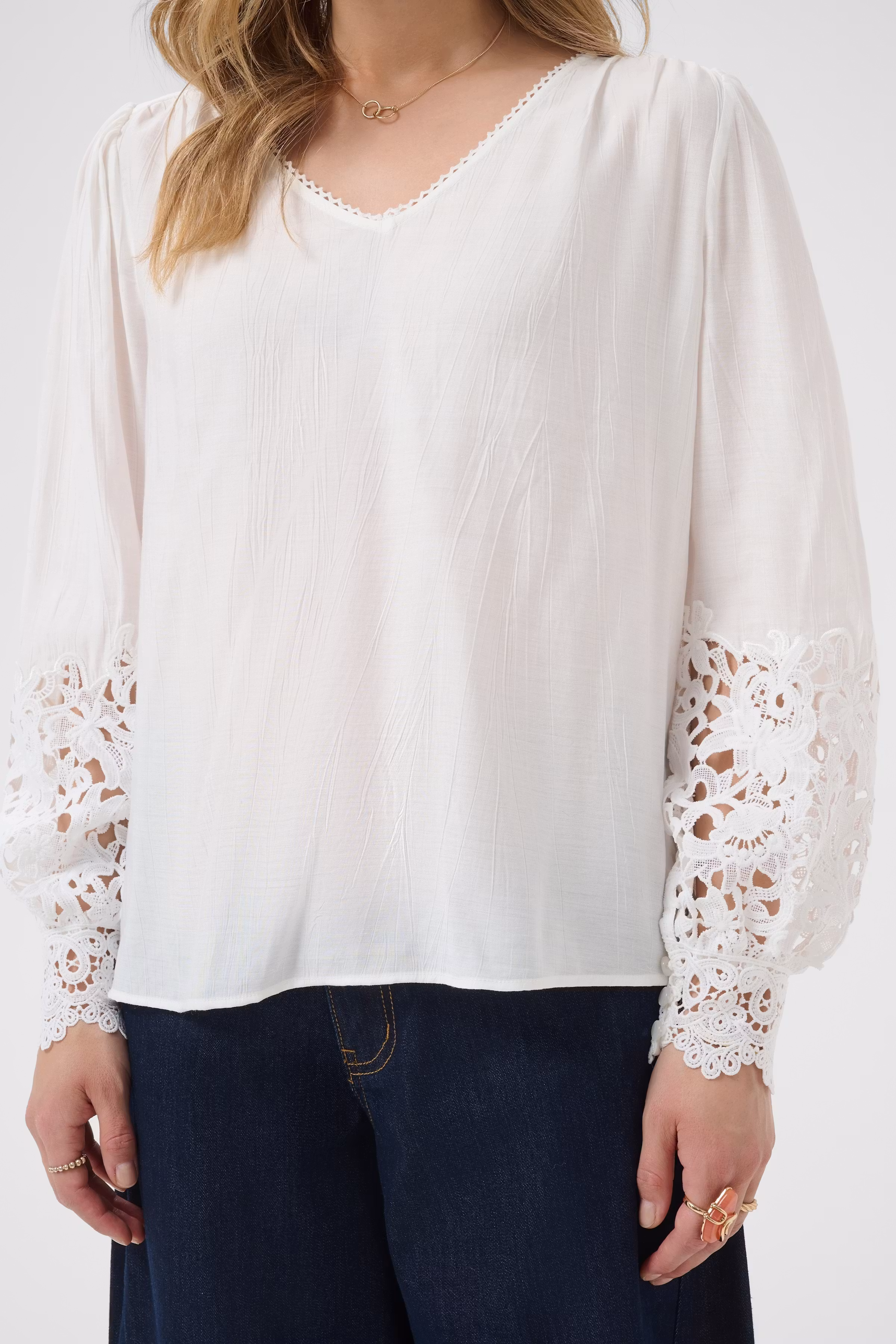 CRTina Bluse LOOKBOOK DETAIL 10614427-110602