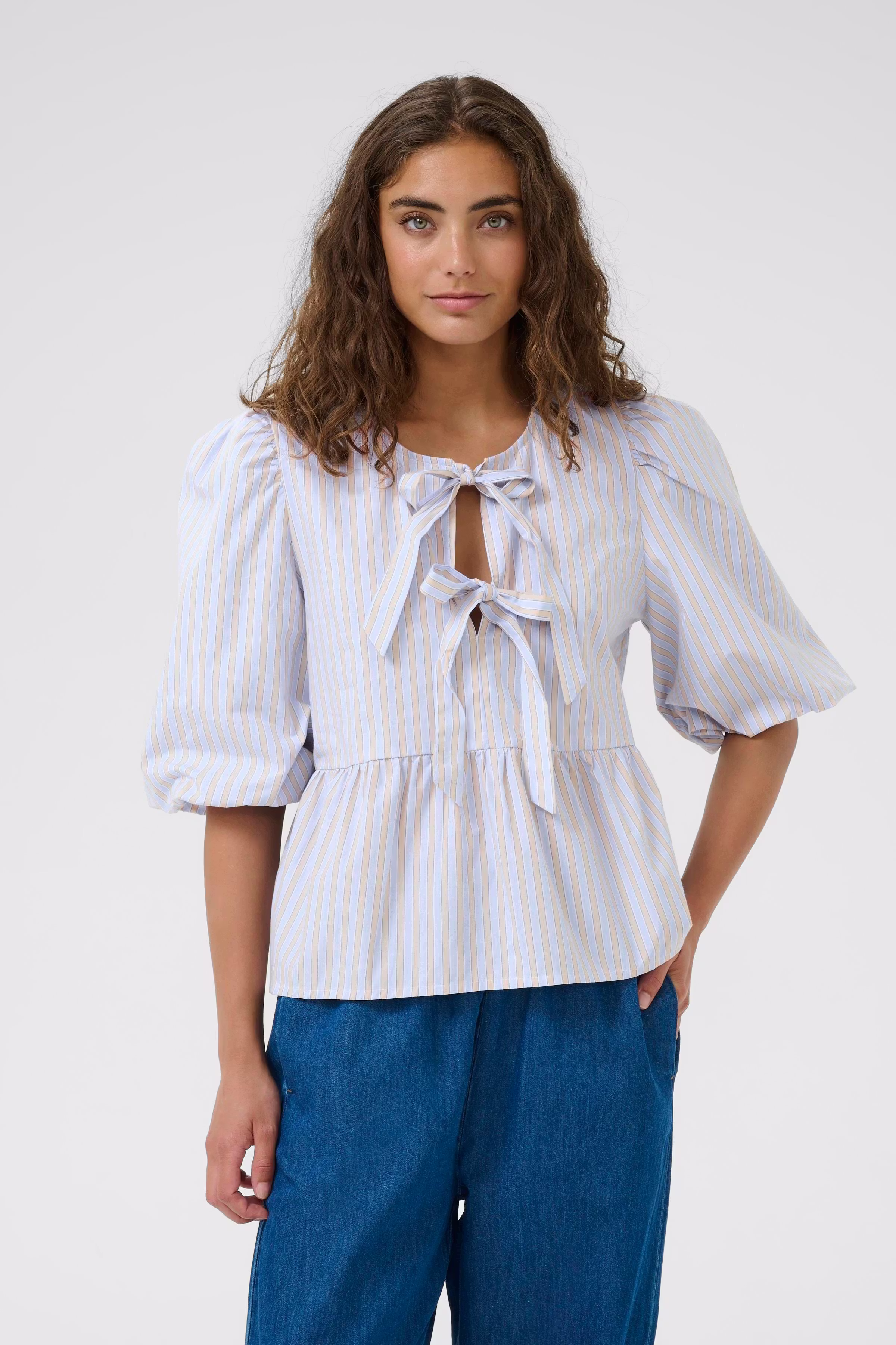 CUelia Blus LOOKBOOK FRONT 50112808-109038