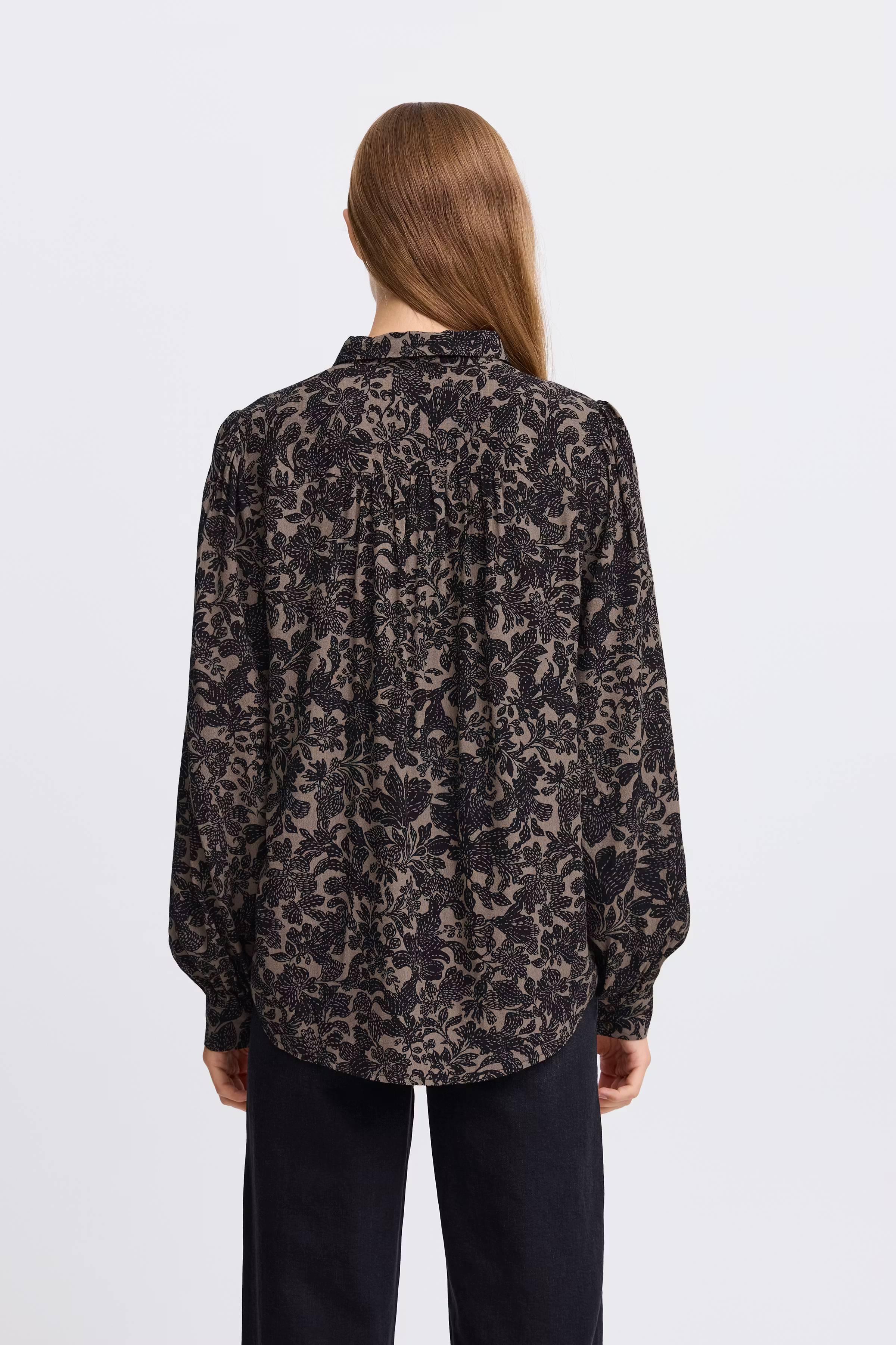 IRNOELLA Shirt LOOKBOOK BACK 20121754-203601