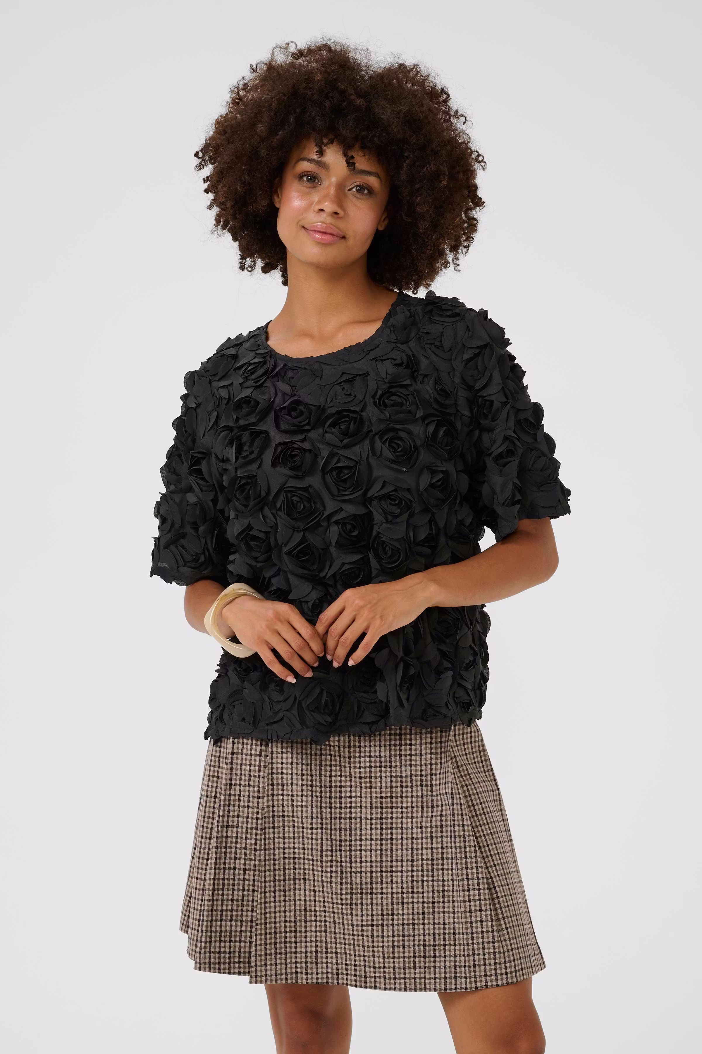 CUcebrine Floral blouse LOOKBOOK FRONT 50112316-500012